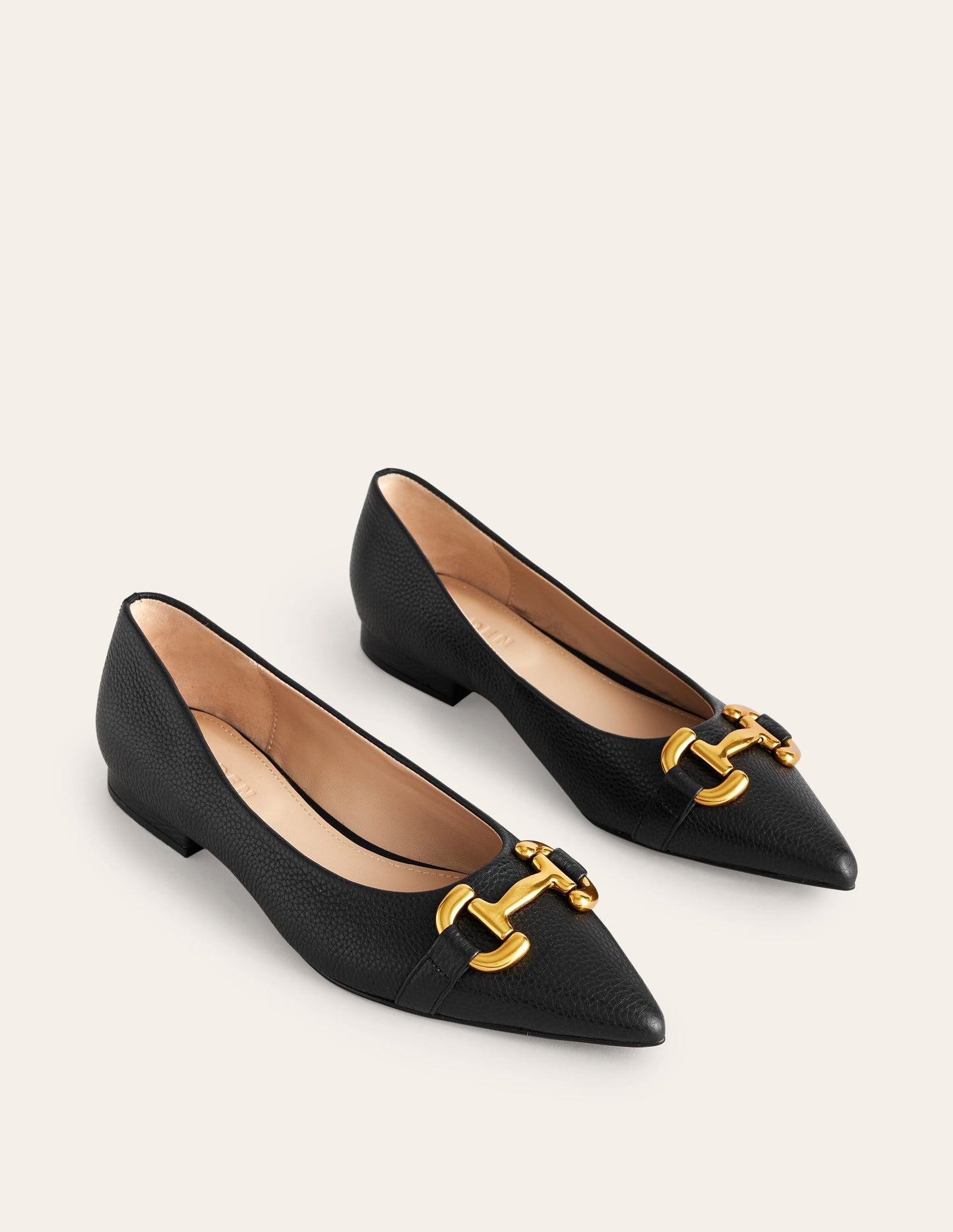 Iris Snaffle Ballet Flat-Black