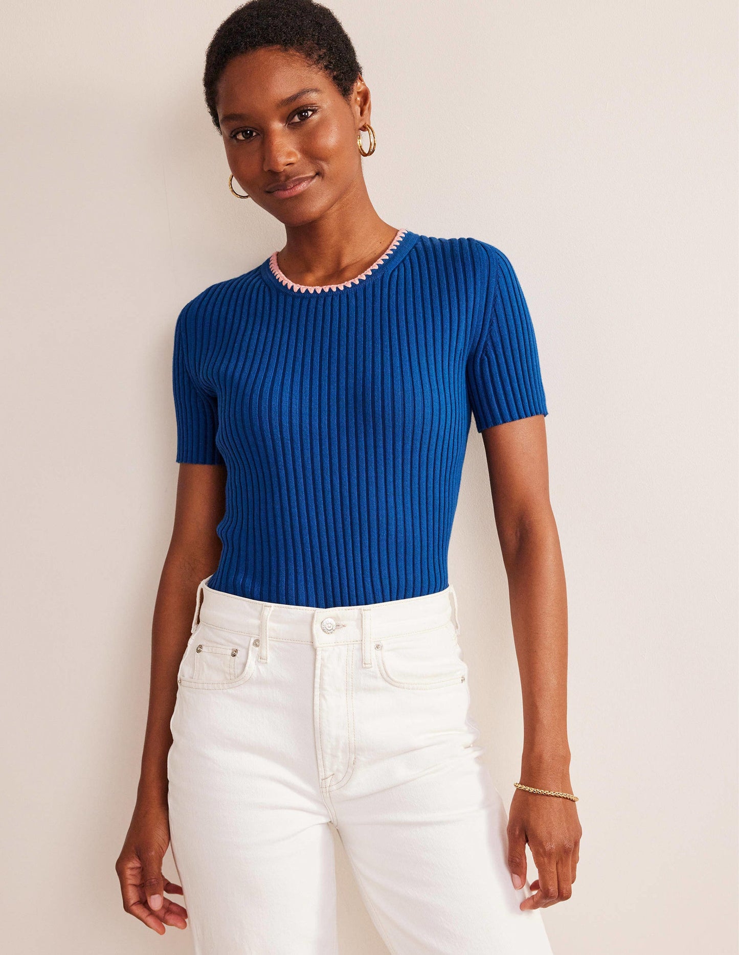 Strick-T-Shirt mit Häkelrand-Saphirblau