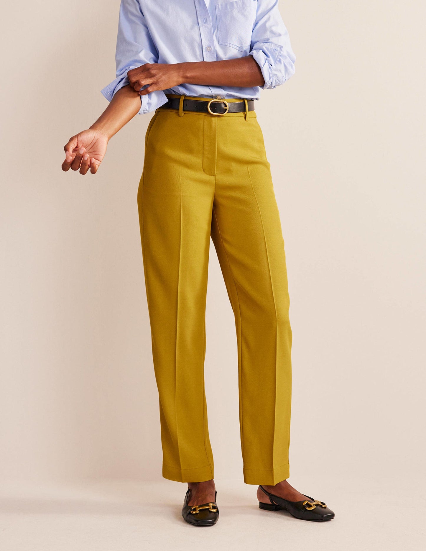 Figurbetonende Karottenhose-Zitronengelb