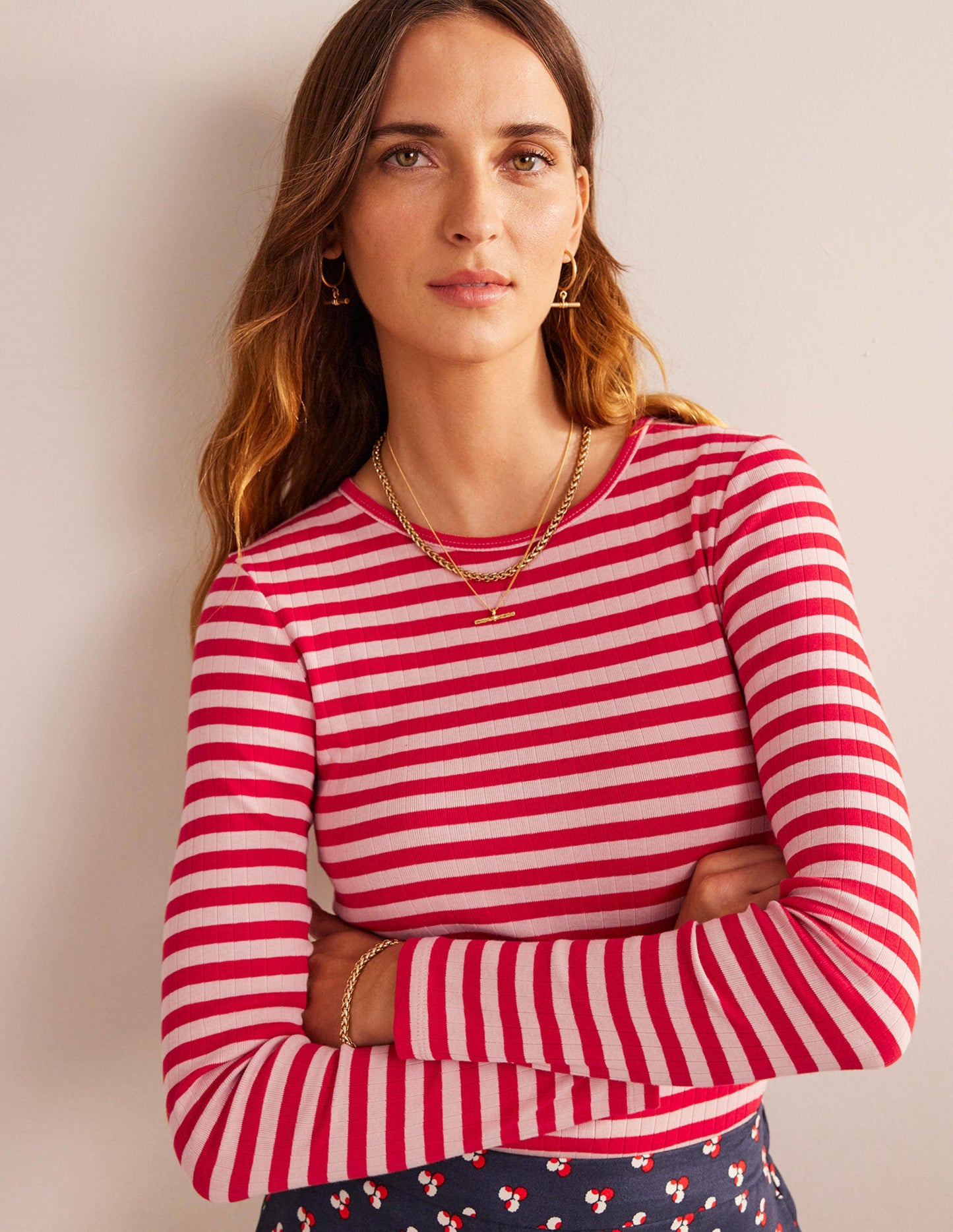 Alice T-Shirt mit Rippstruktur-Pfirsichhaut, Pepperoni Gestreift