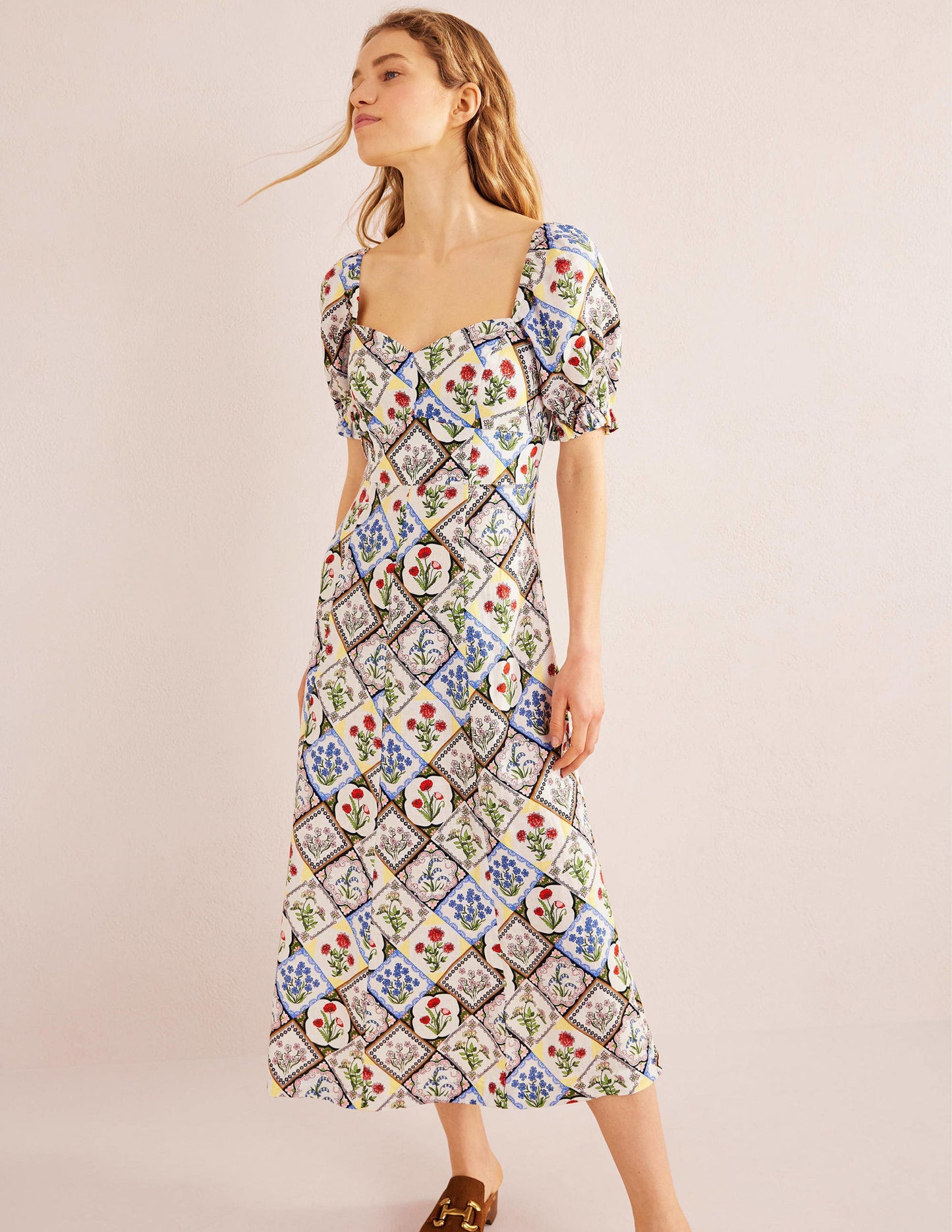 Leinen-Midikleid mit Herzausschnitt-Naturweiß, Wilde Glockenblumen