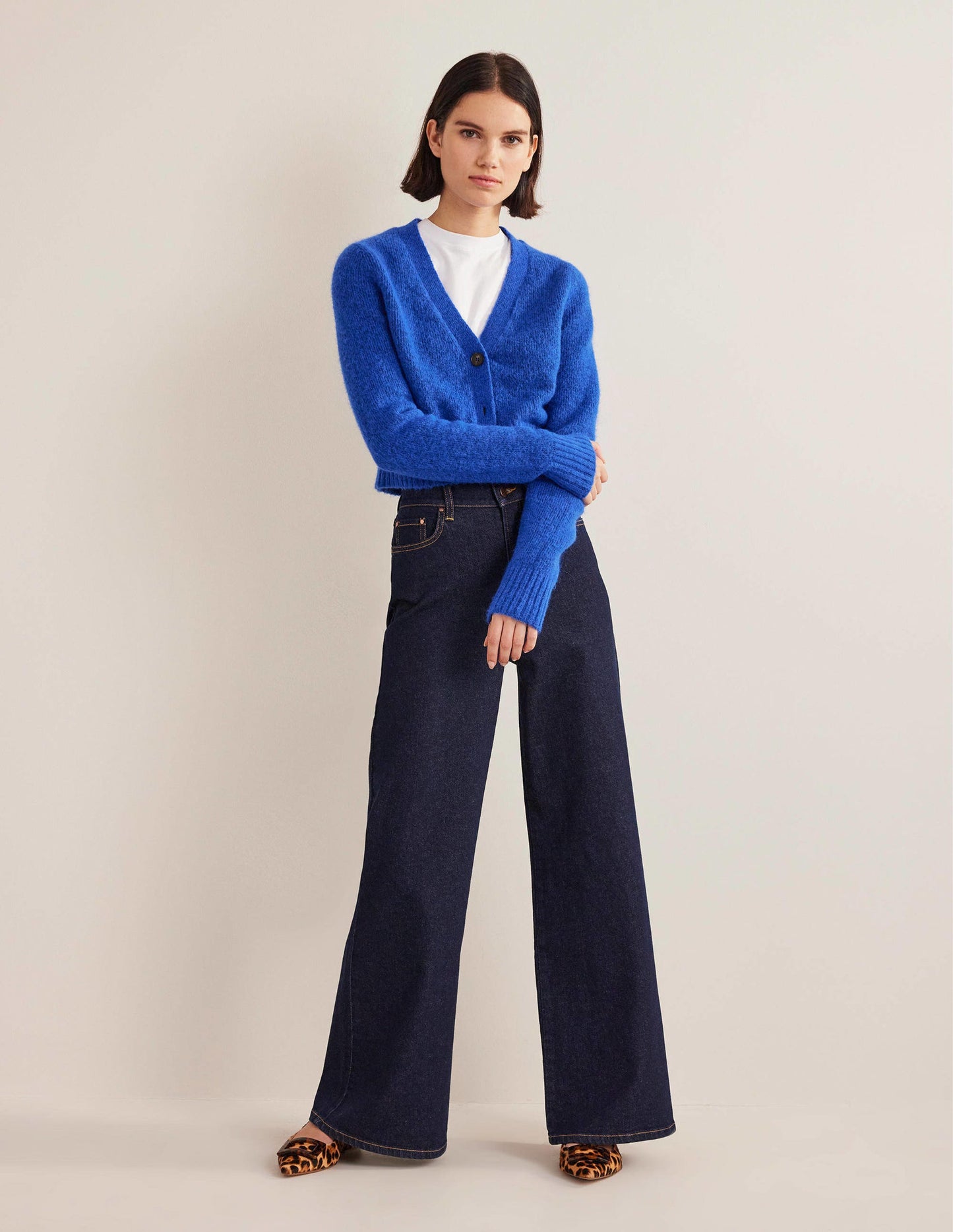 Kurz geschnittener Cardigan mit V-Ausschnitt-Gipfelblau