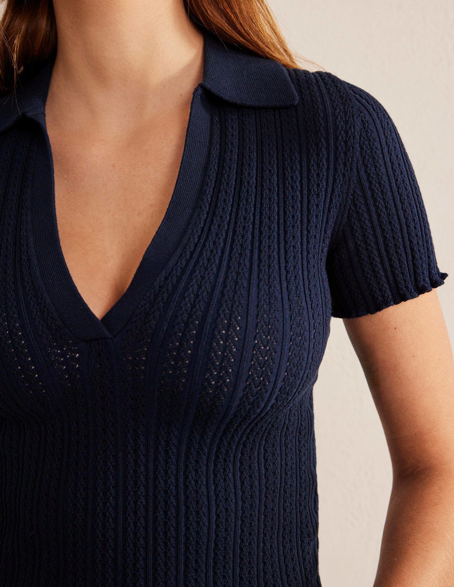 Rippstrick-T-Shirt mit Kragen-Marineblau