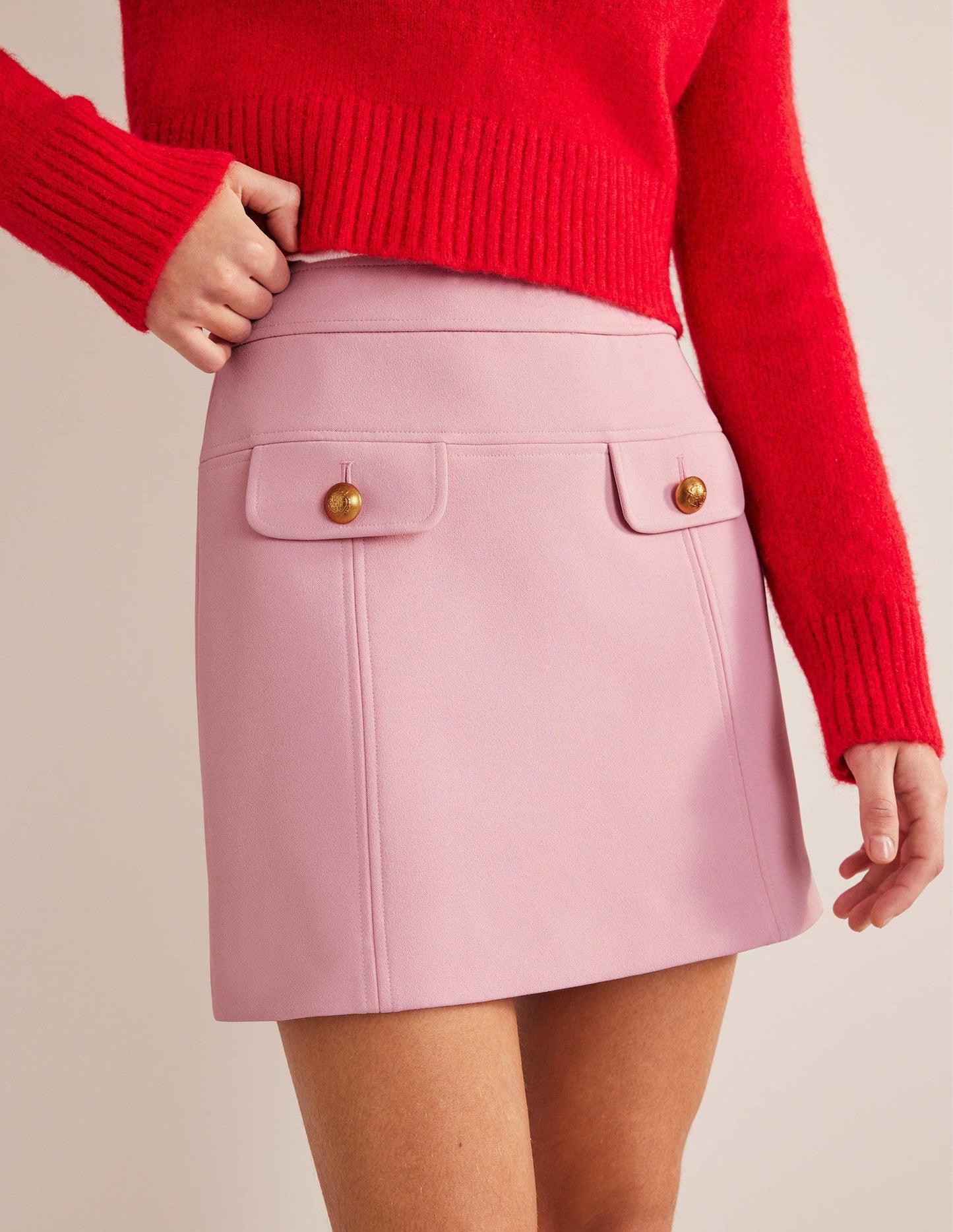 Anliegender Minirock mit A-Linie-Cameo-Rosa