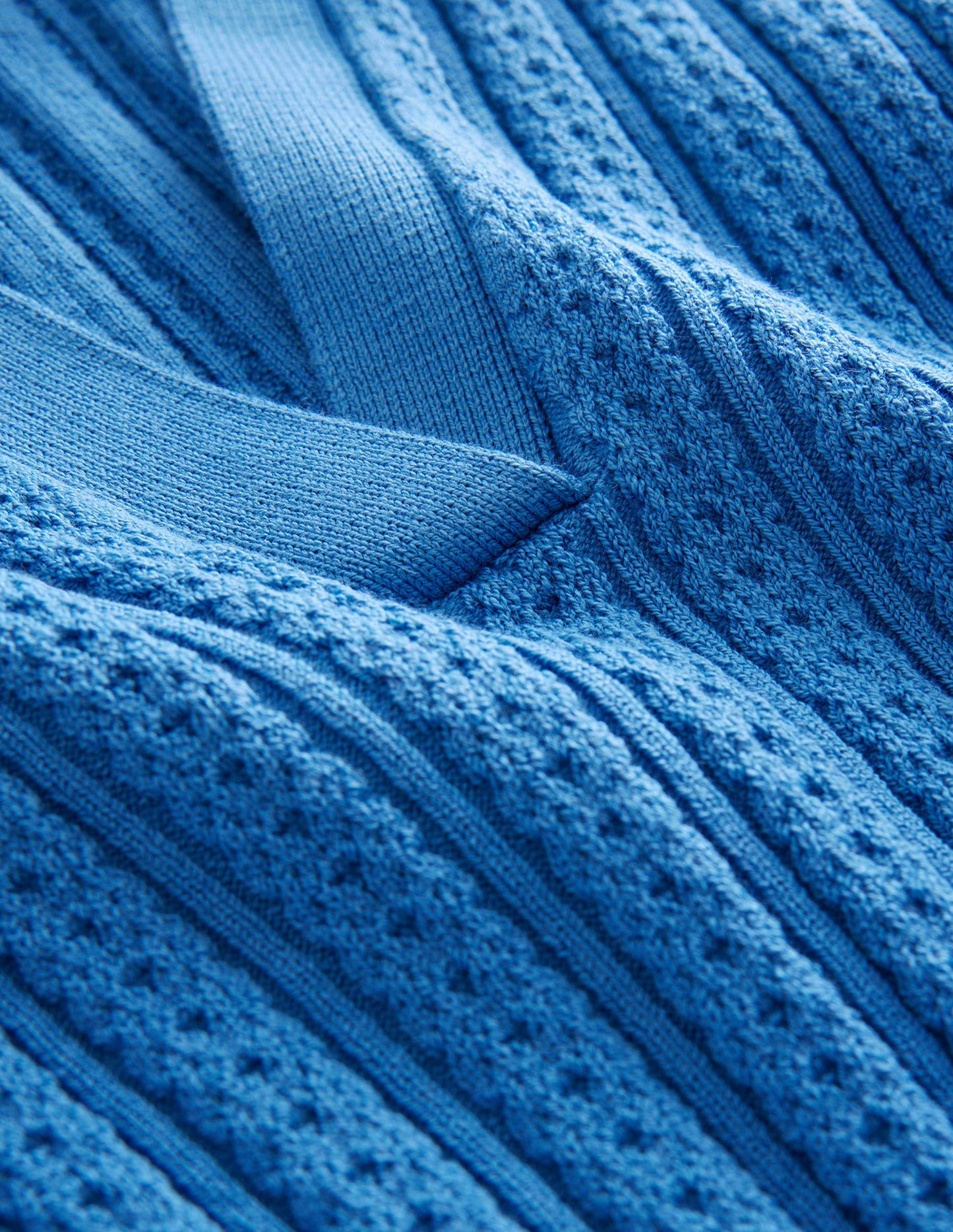 Rippstrick-T-Shirt mit Kragen-Porzellanblau