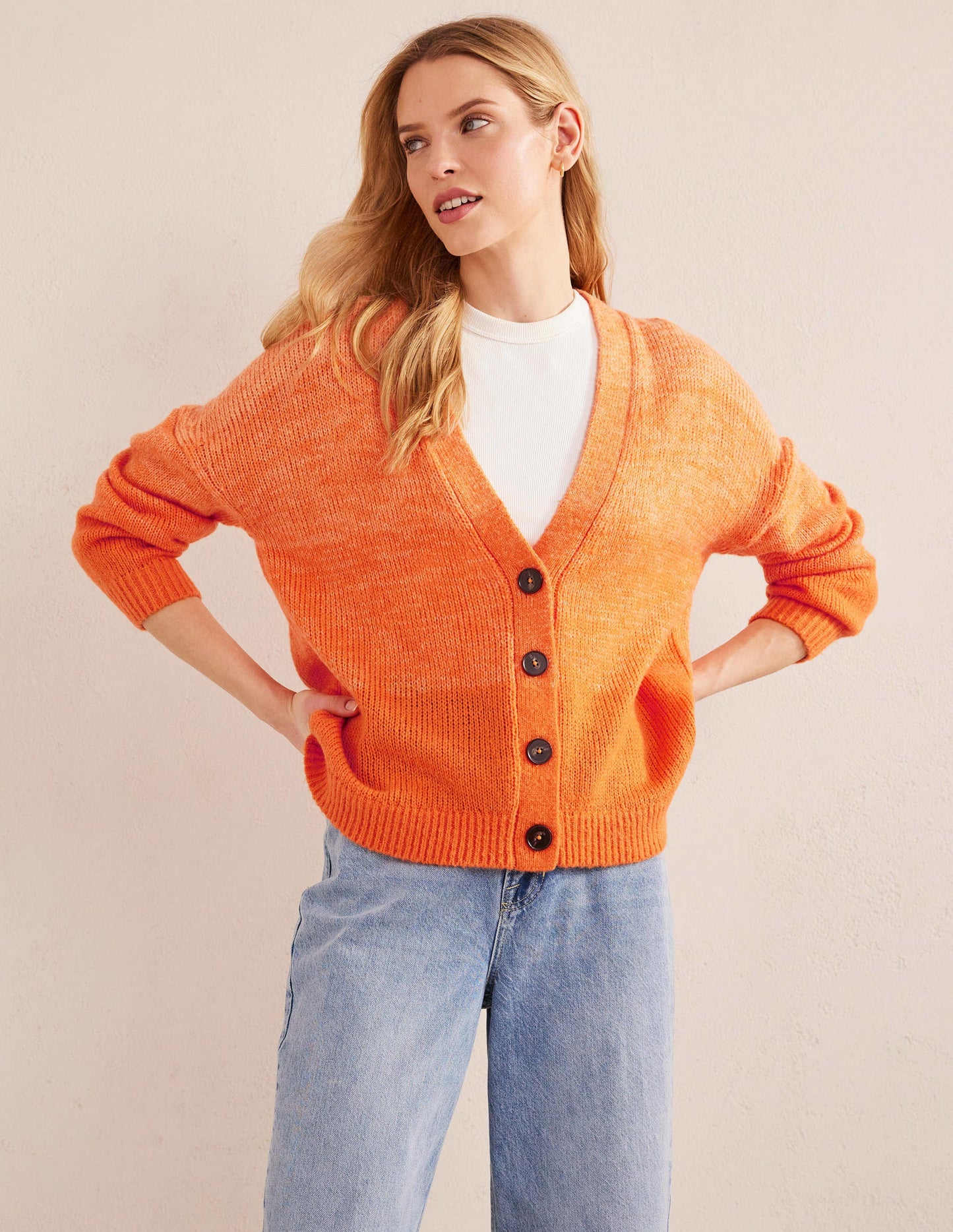 Flauschiger Cardigan-Orange, Farbverlauf