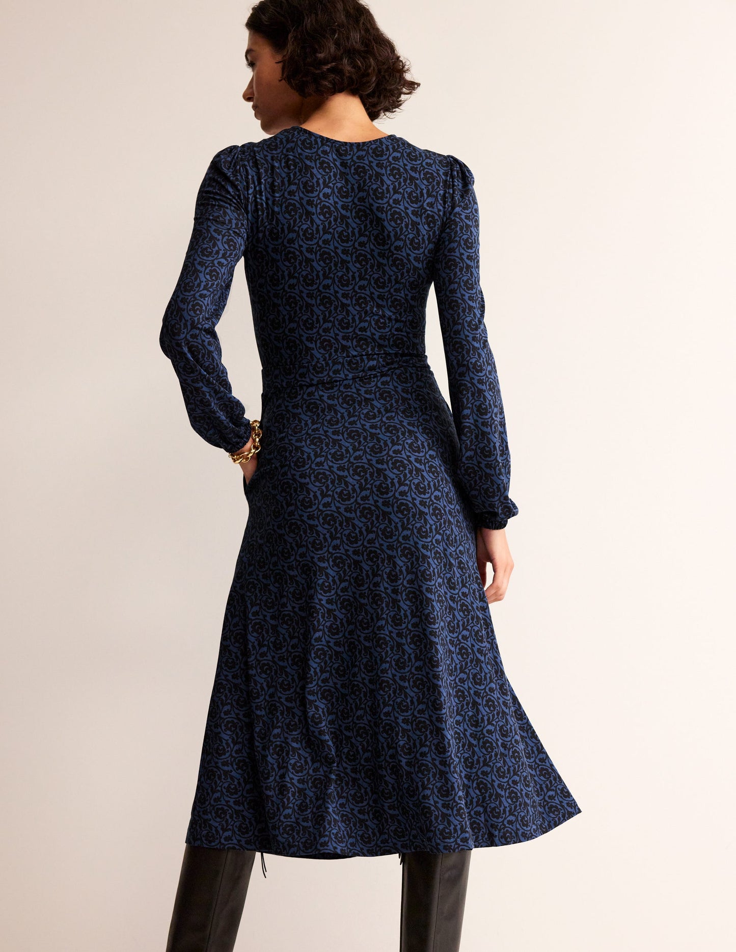 Camille Midikleid aus Jersey-Atlantik, Schlüsselblumenwirbel