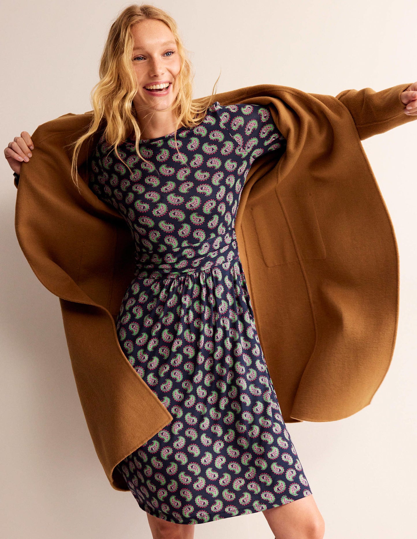 Abigail Jerseykleid-Marineblau, Paisley-Muster
