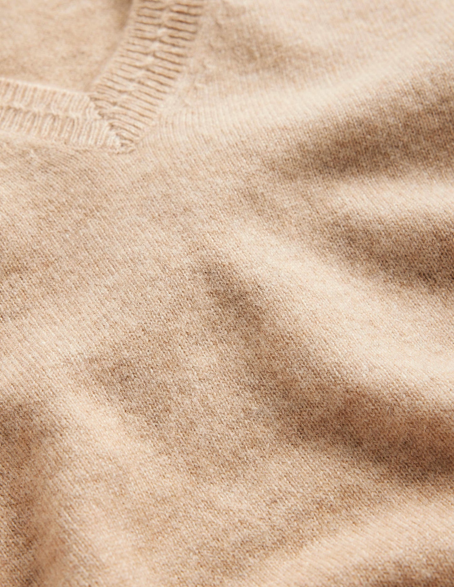 Eva Kaschmirpullover mit V-Ausschnitt-Graubraun Meliert