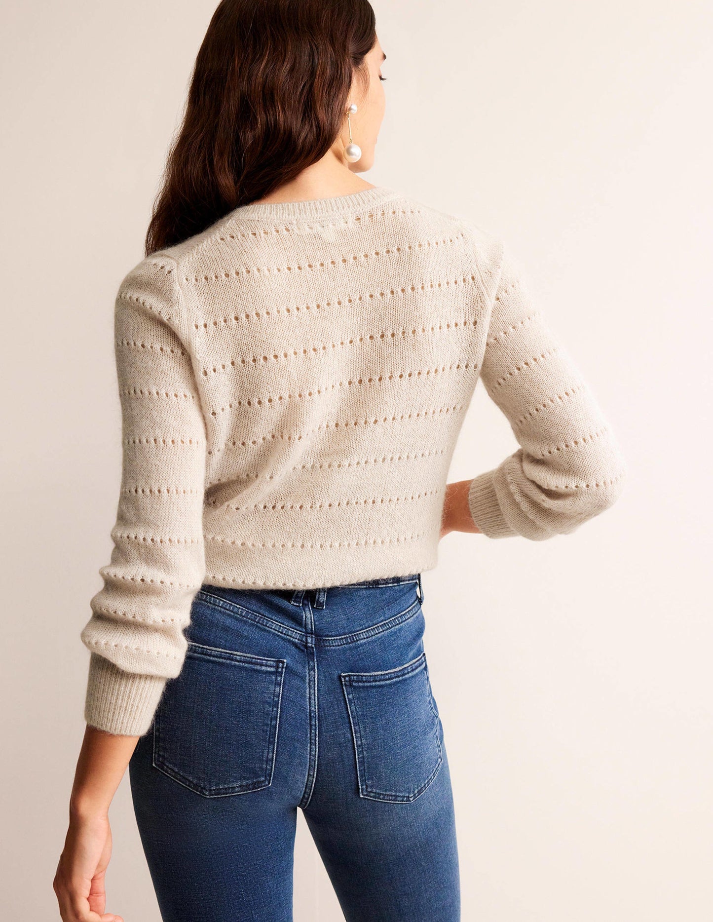 Flauschige, texturierte Strickjacke-Vanille