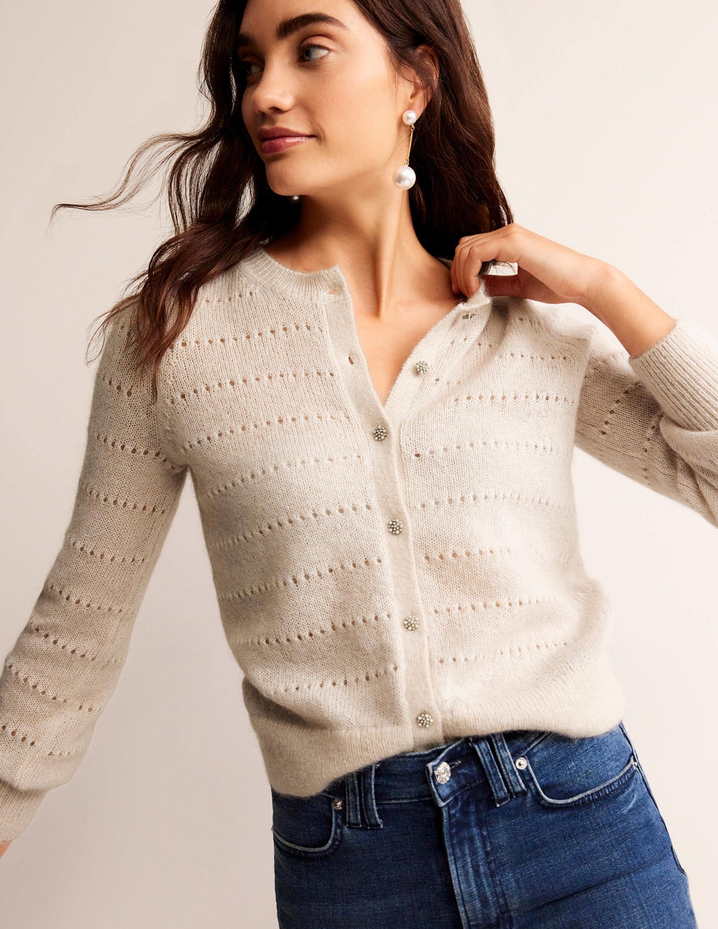 Flauschige, texturierte Strickjacke-Vanille