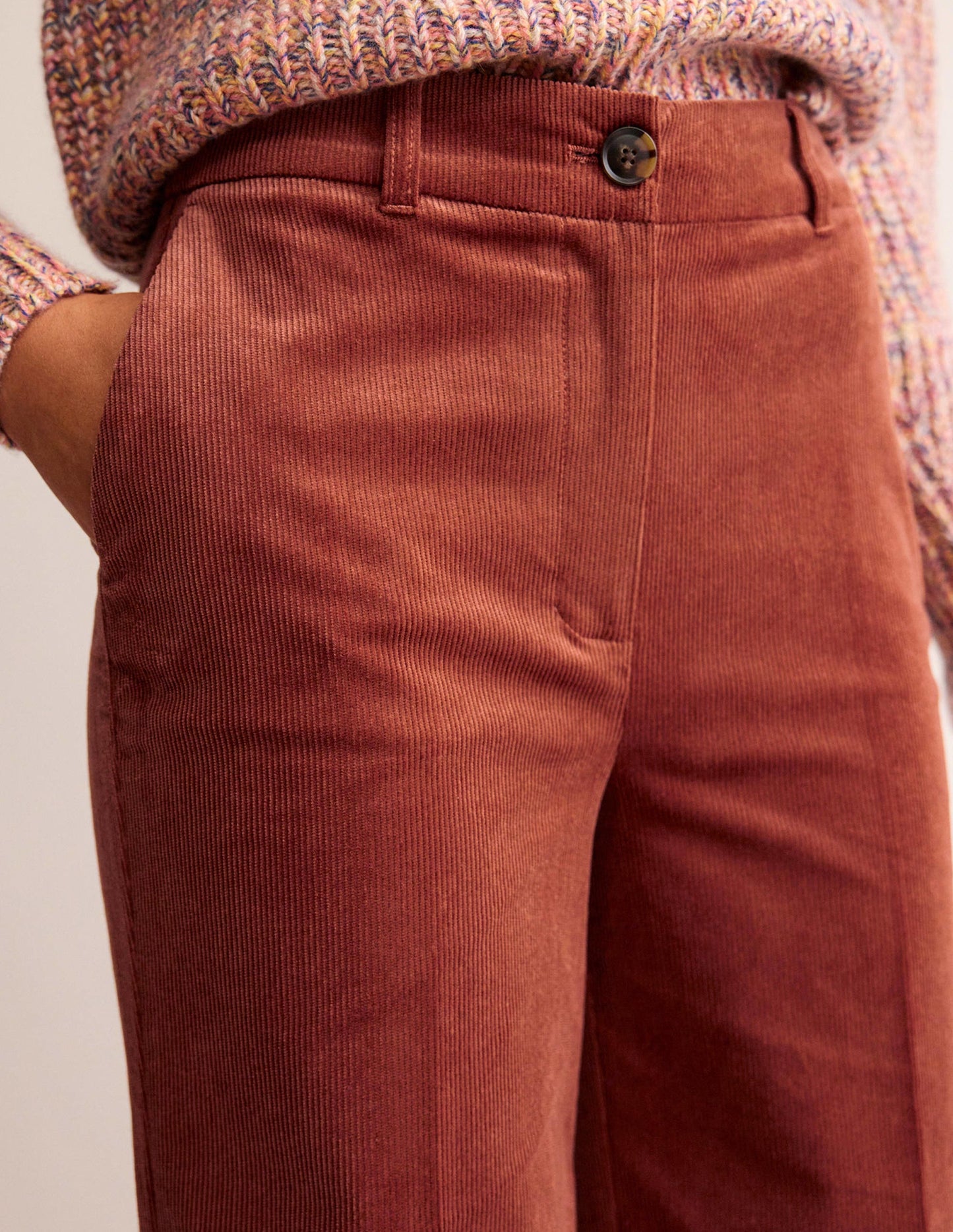 Cordhose mit weitem Bein-Roteiche