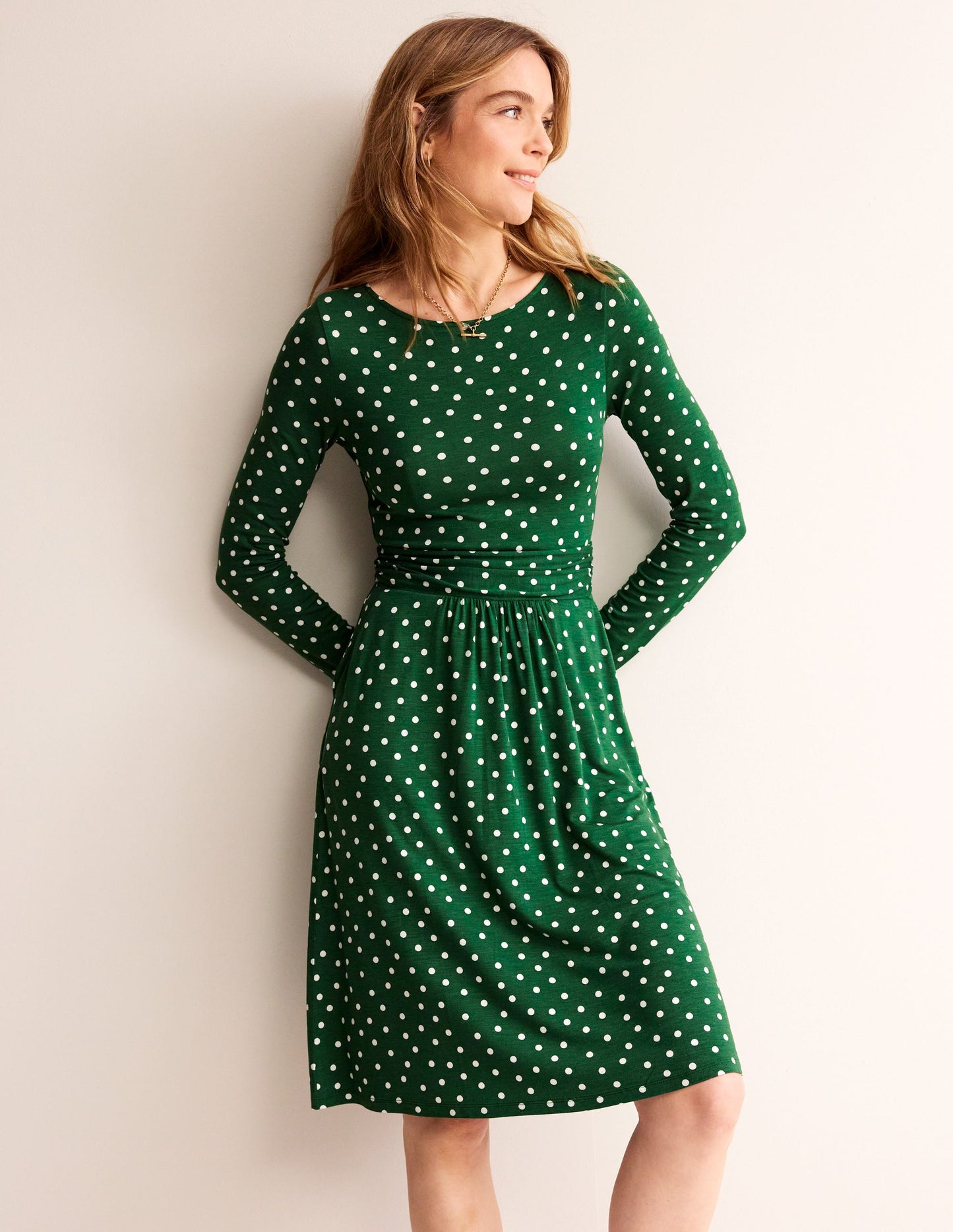 Abigail Jerseykleid-Amazonasgrün, Verstreute Punkte