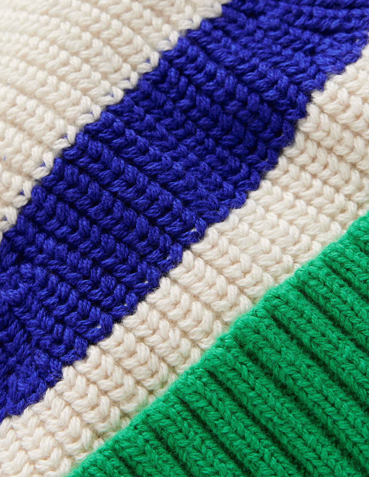Beanie in Blockfarben-Saphirblau/Beige