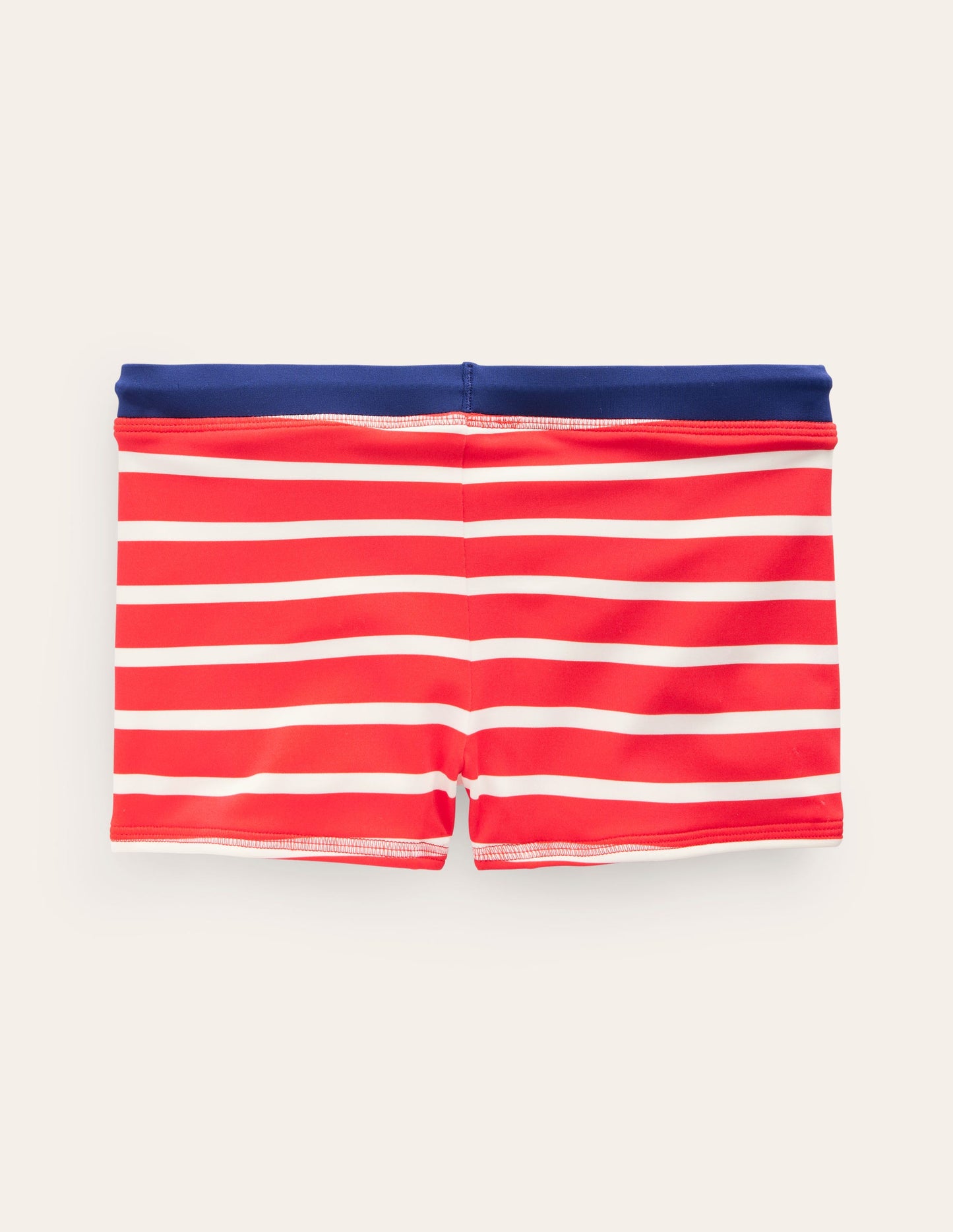 Badehose-Feuerrot und Naturweiß
