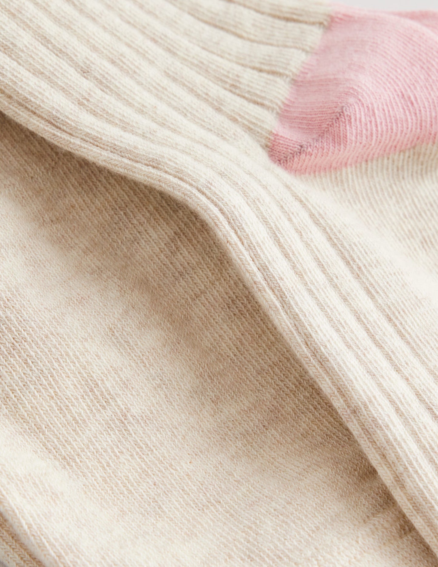 Strumpfhose aus Rippstrick-Beige