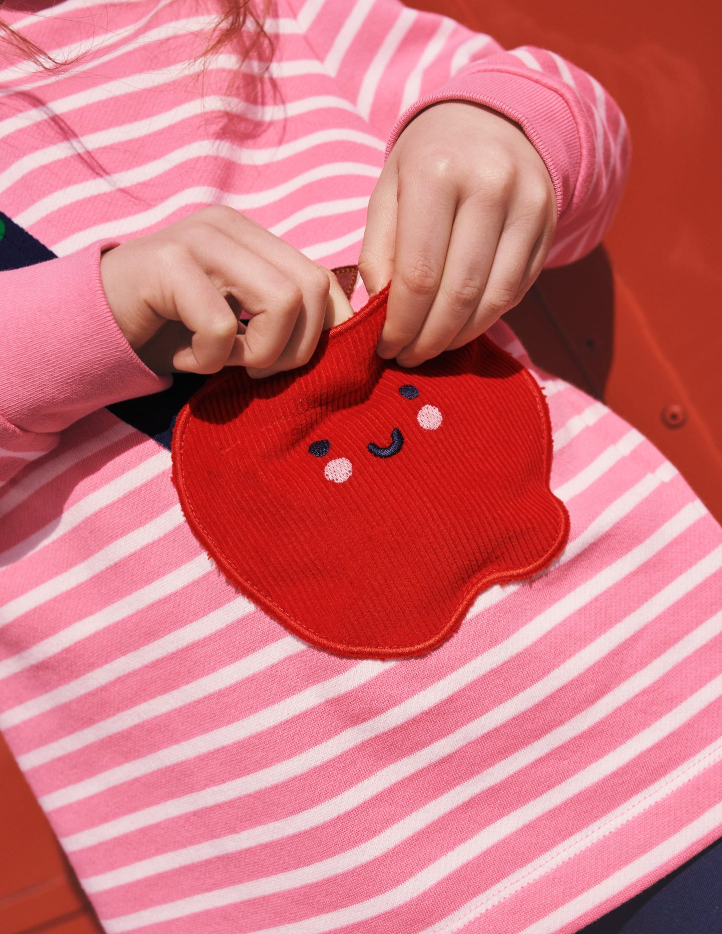 Tunique avec sac appliqué-Pomme rose cosmos/ivoire