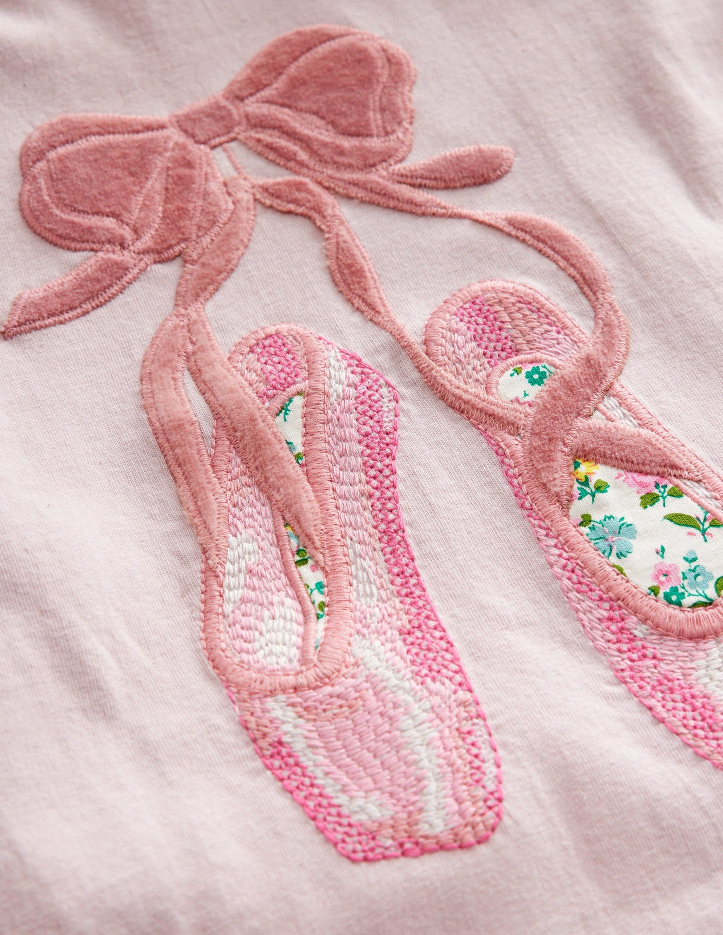 Oberteil mit Puffärmeln und Logo-Artic Marl