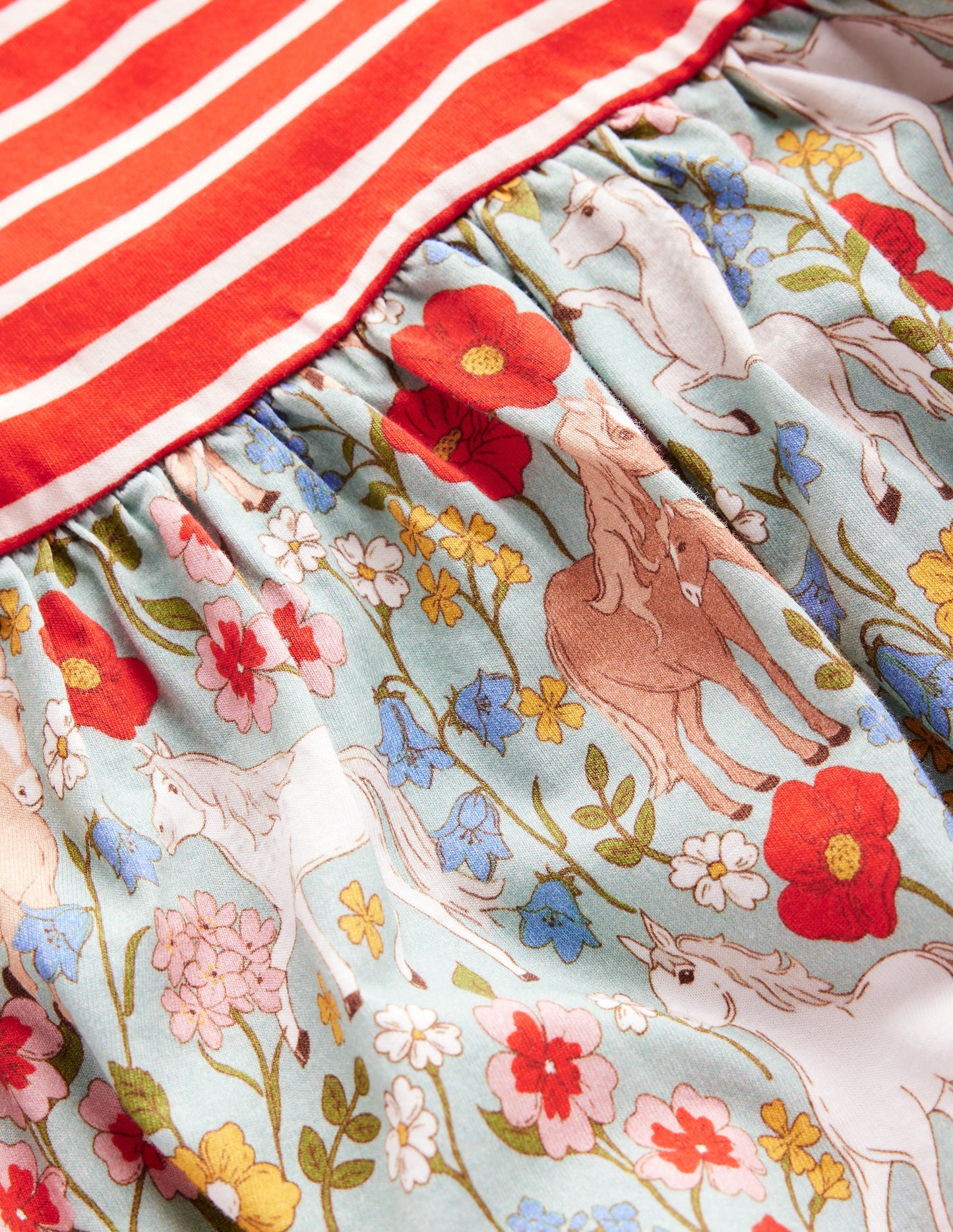 Robe motif pêle-mêle en jersey-Motif floral poney rouge fraise