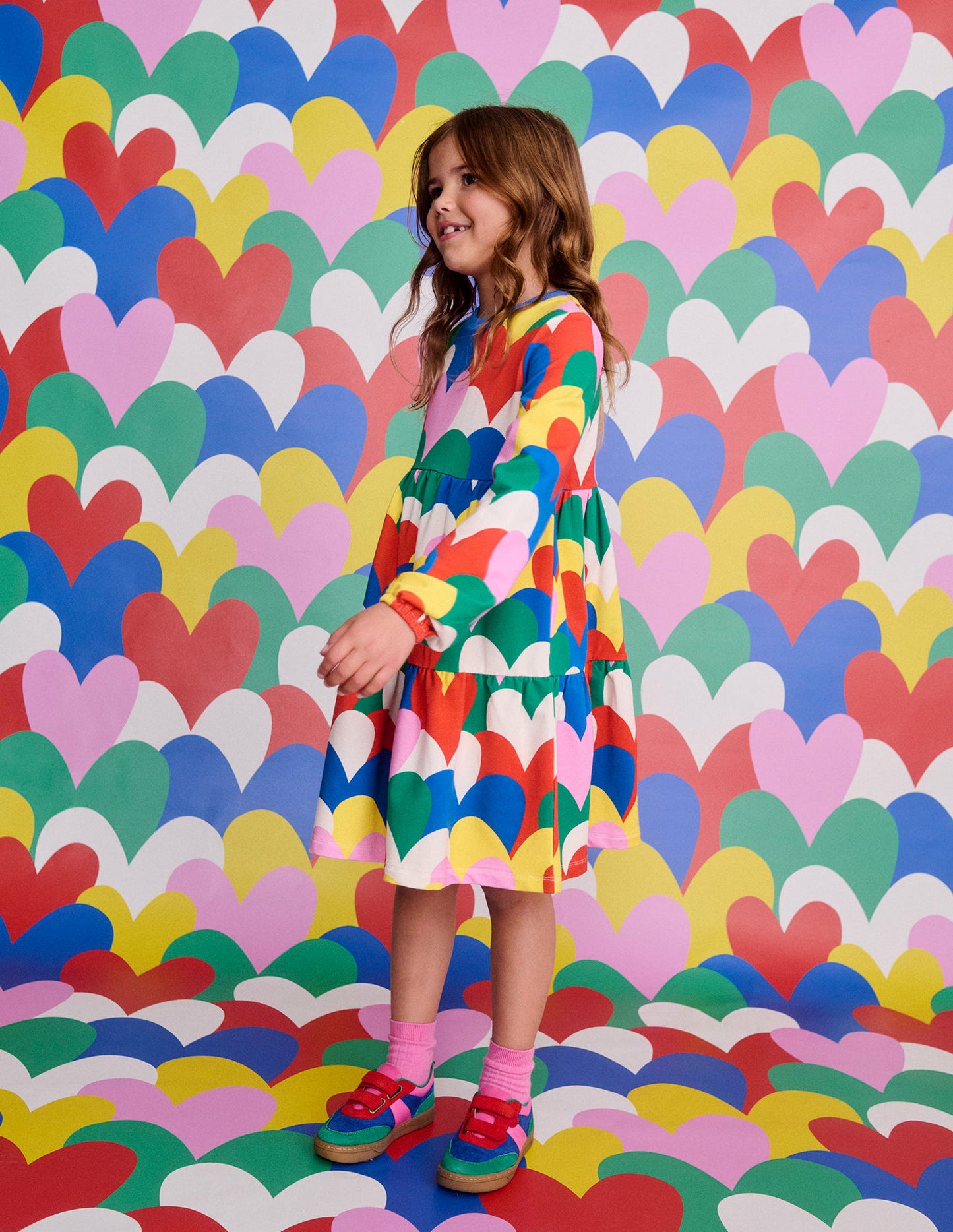 Dixie Gestuftes Sweatshirtkleid-Bunt Collage Herzen