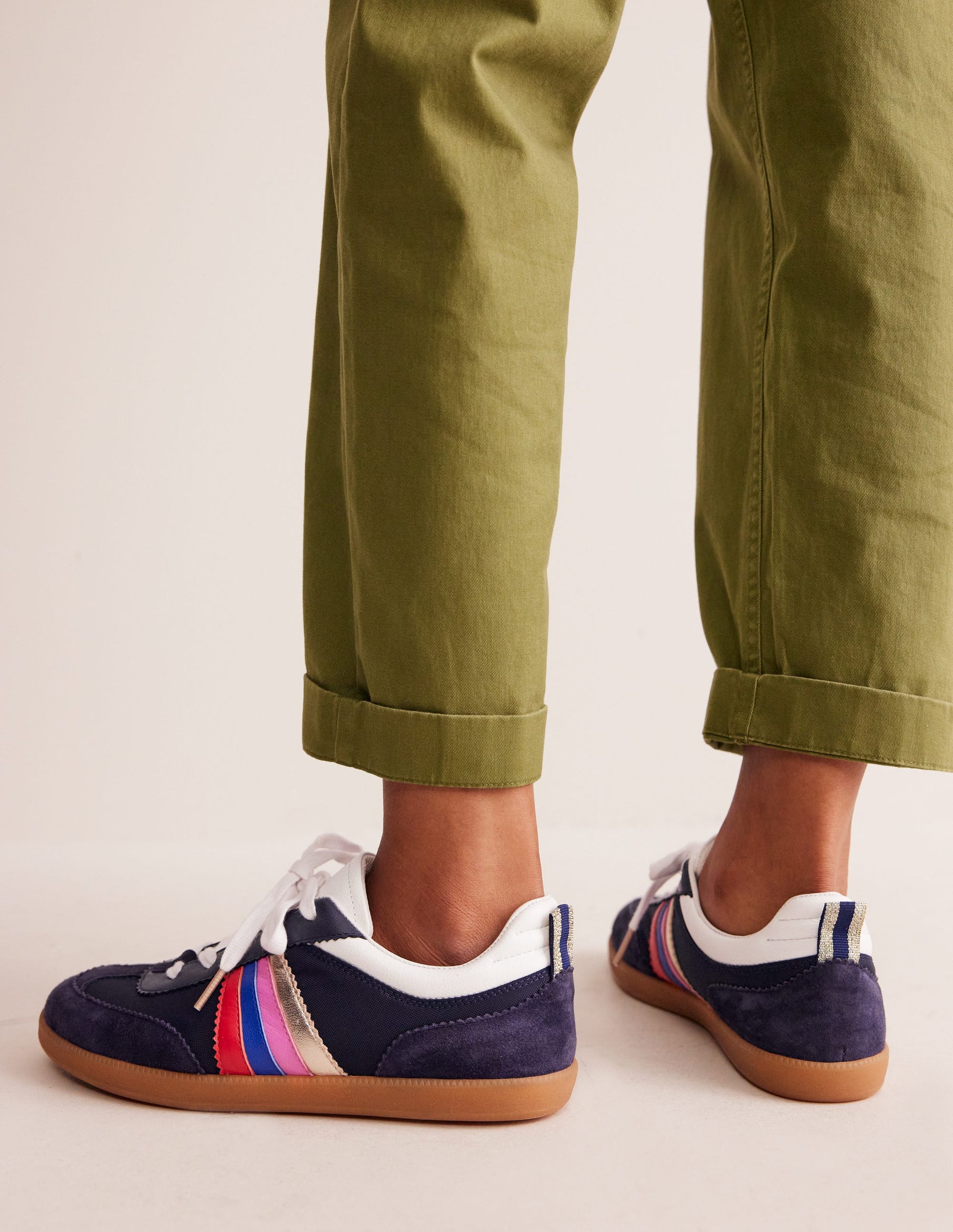 Erin Retro-Tennisschuhe-Marineblau/Regenbogen-2