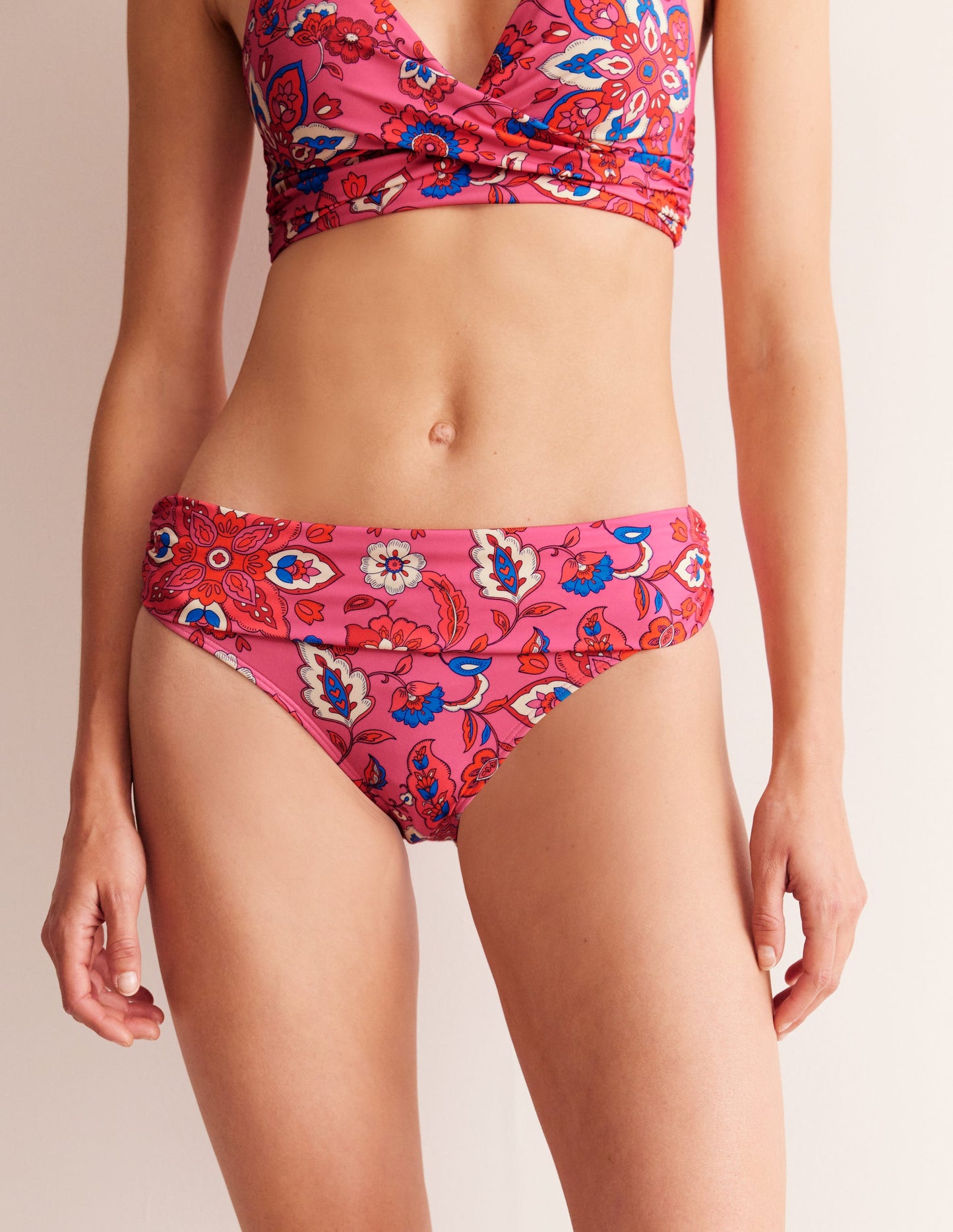 Klassische Bikinihose mit umgeschlagenem Bund-Rosa, Botanisch Welle