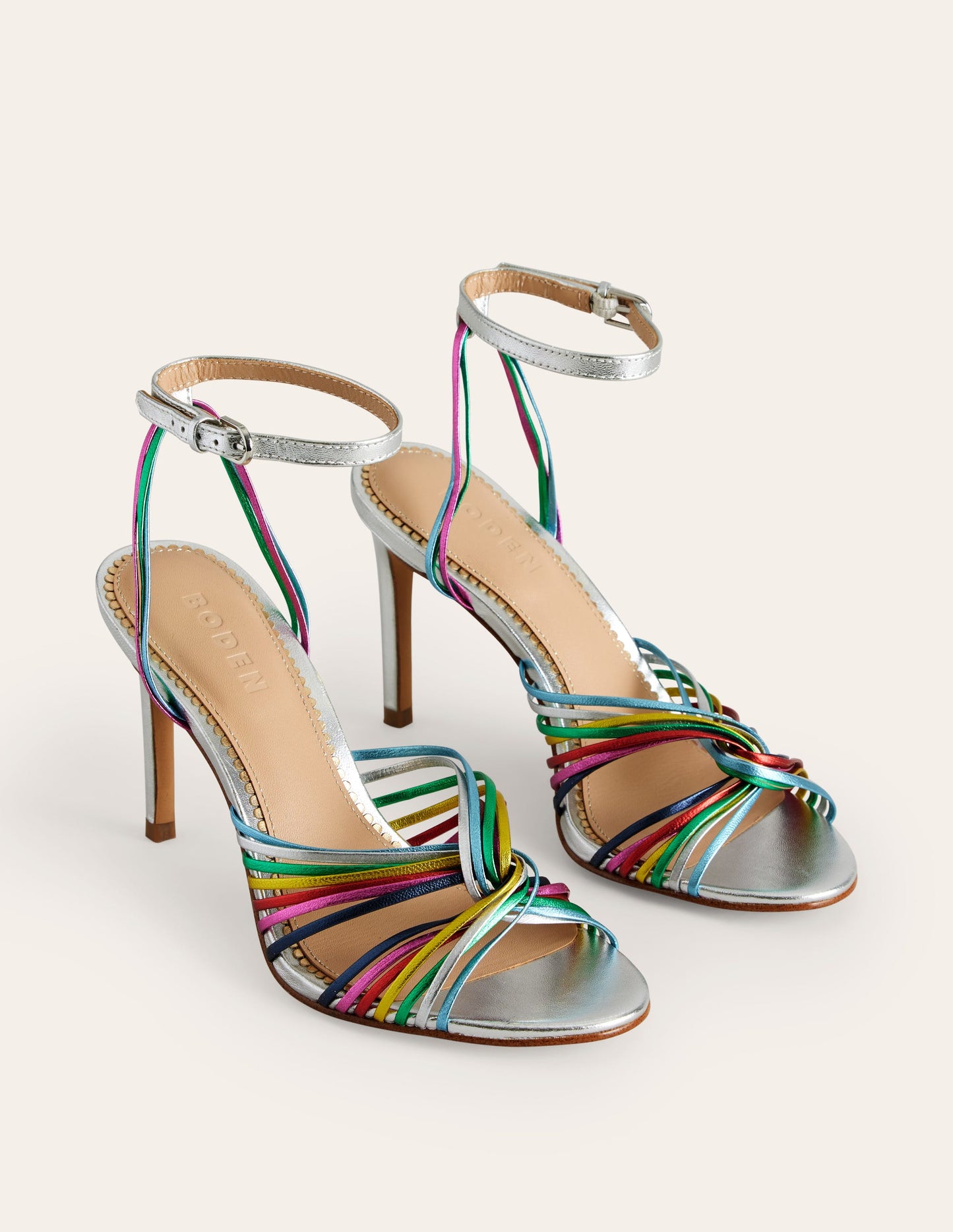 Absatzsandalen mit Twist-Detail-Bunt Metallic-Leder