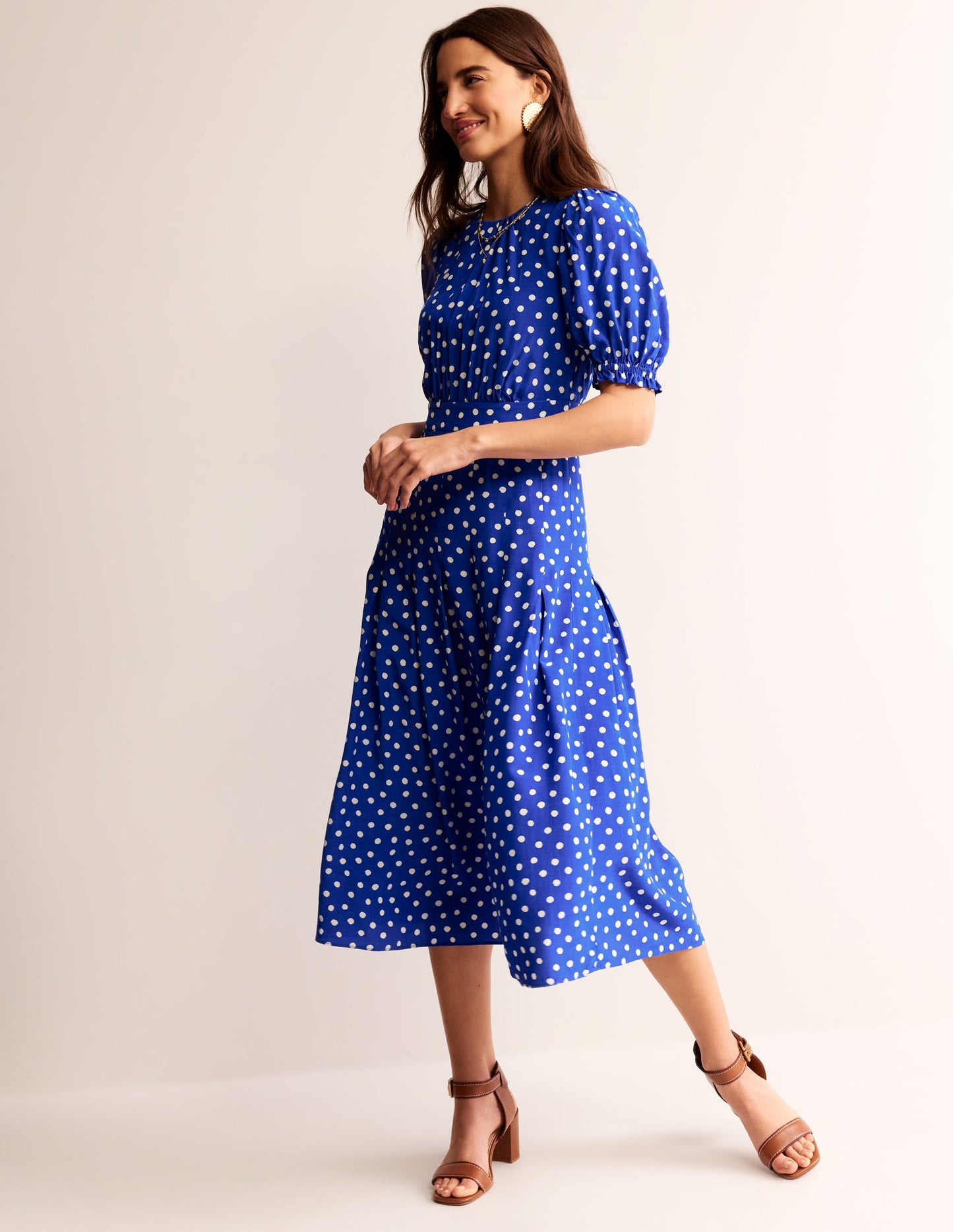 Robe midi Liv plissée-Bleu connecté, pois abstraits