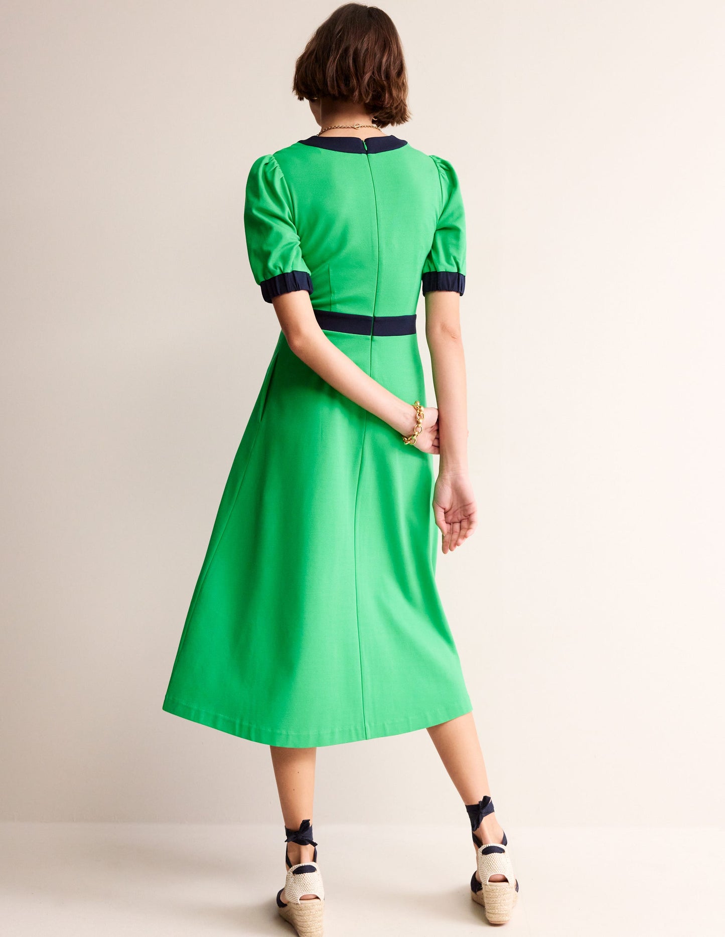 Petra Ponte-Kleid mit Puffärmeln-Grünes Tamburin
