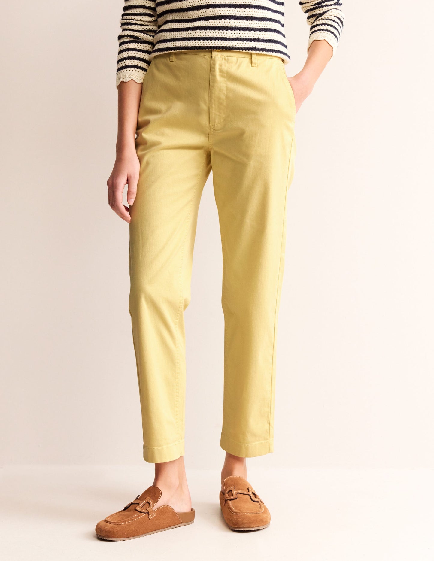 Pantalon chino Barnsbury-Cédrat cendré