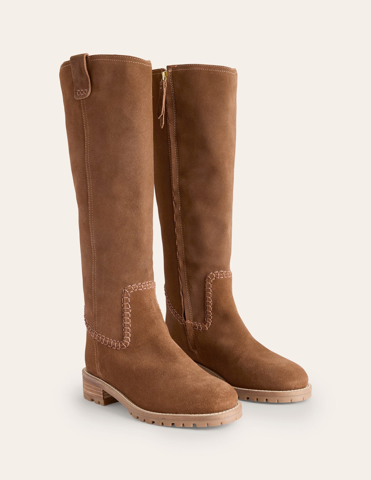 Flache, kniehohe Stiefel-Hellbraun