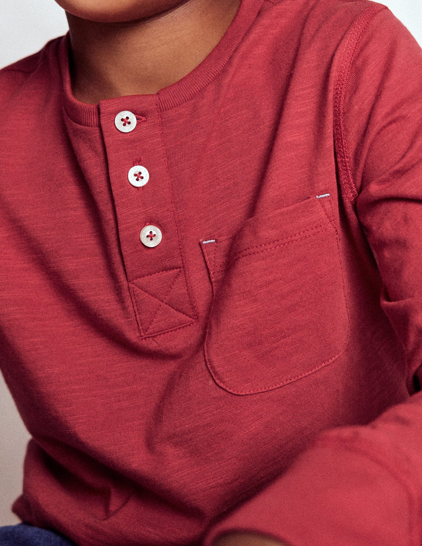 Henley-T-Shirt für den Alltag-Granatapfelrot