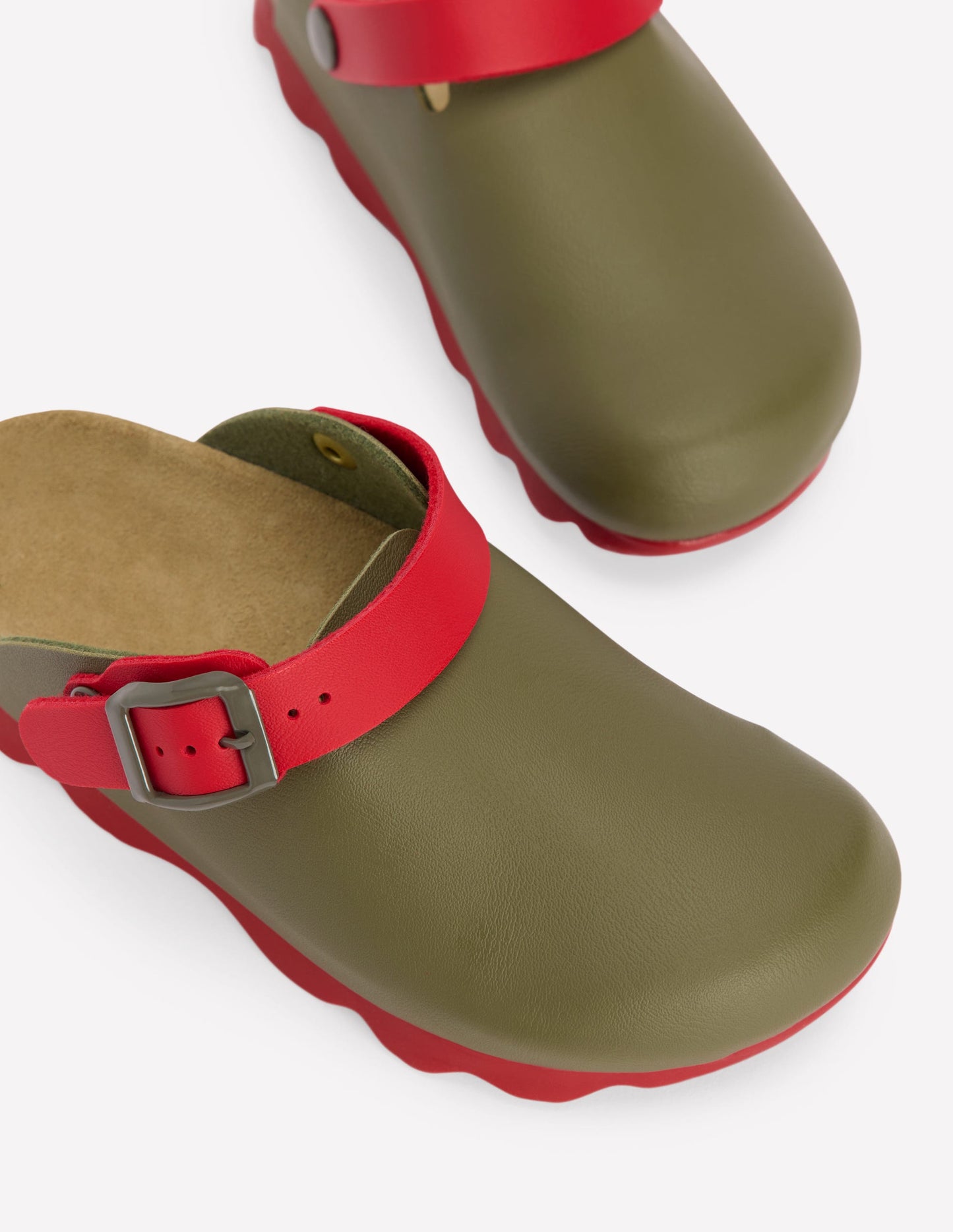 Clogs in Blockfarben-Flaschengrün