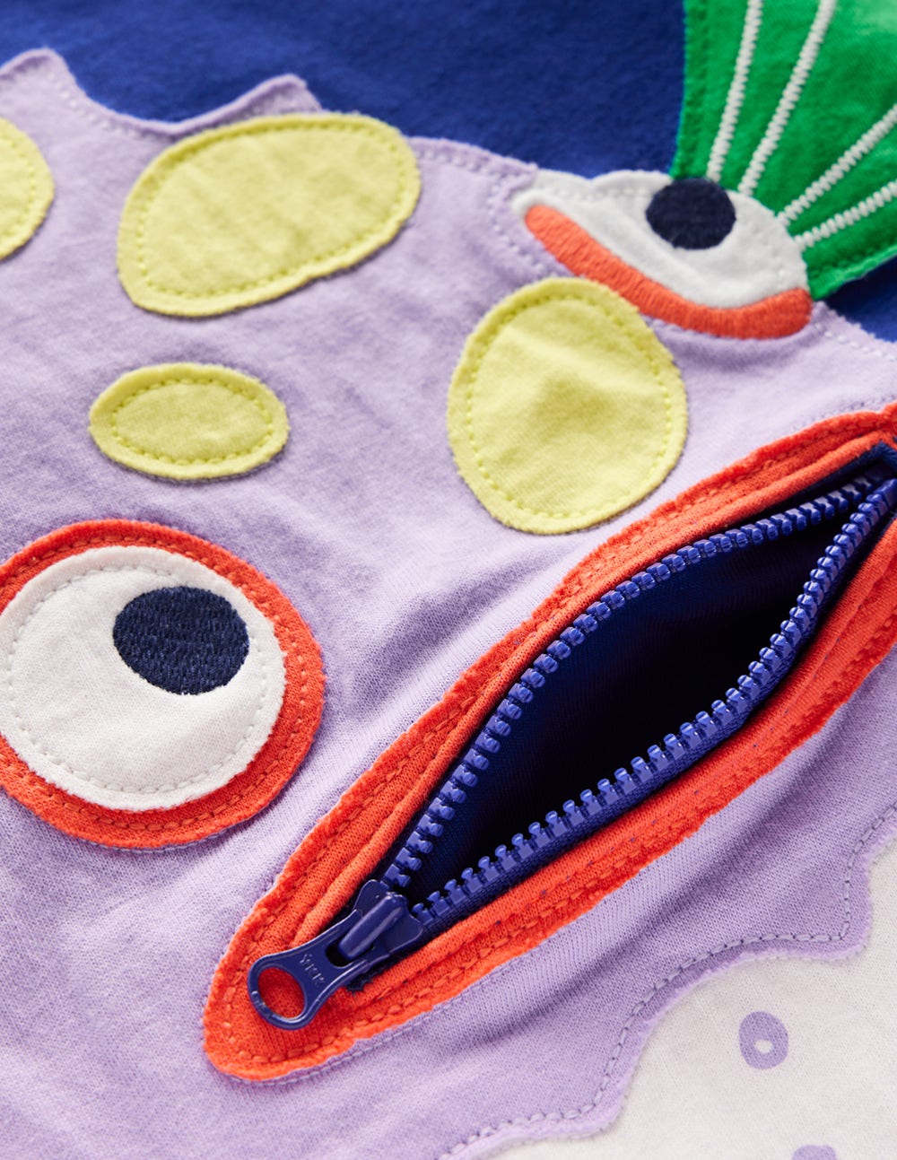 T-Shirt mit Reißverschlussapplikation-Leuchtendes Blau Kugelfisch