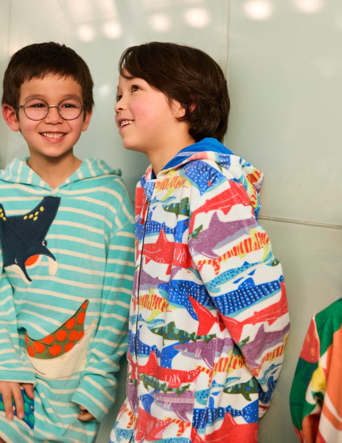 Frottee-Badeponcho mit Reißverschluss-Naturweiß Risodruck Hai