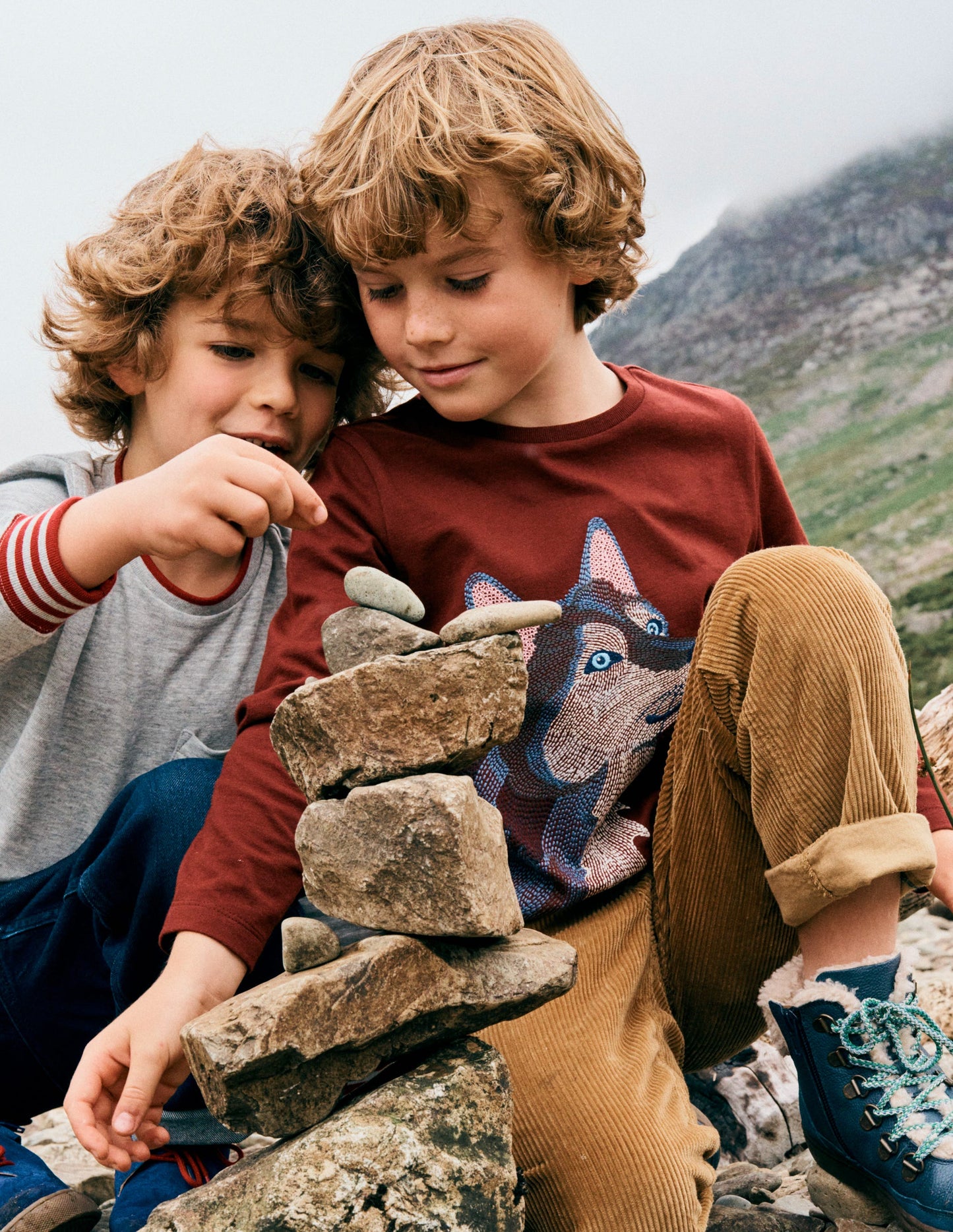 Langarmshirt mit Superstitch-Design-Portwein Wolf