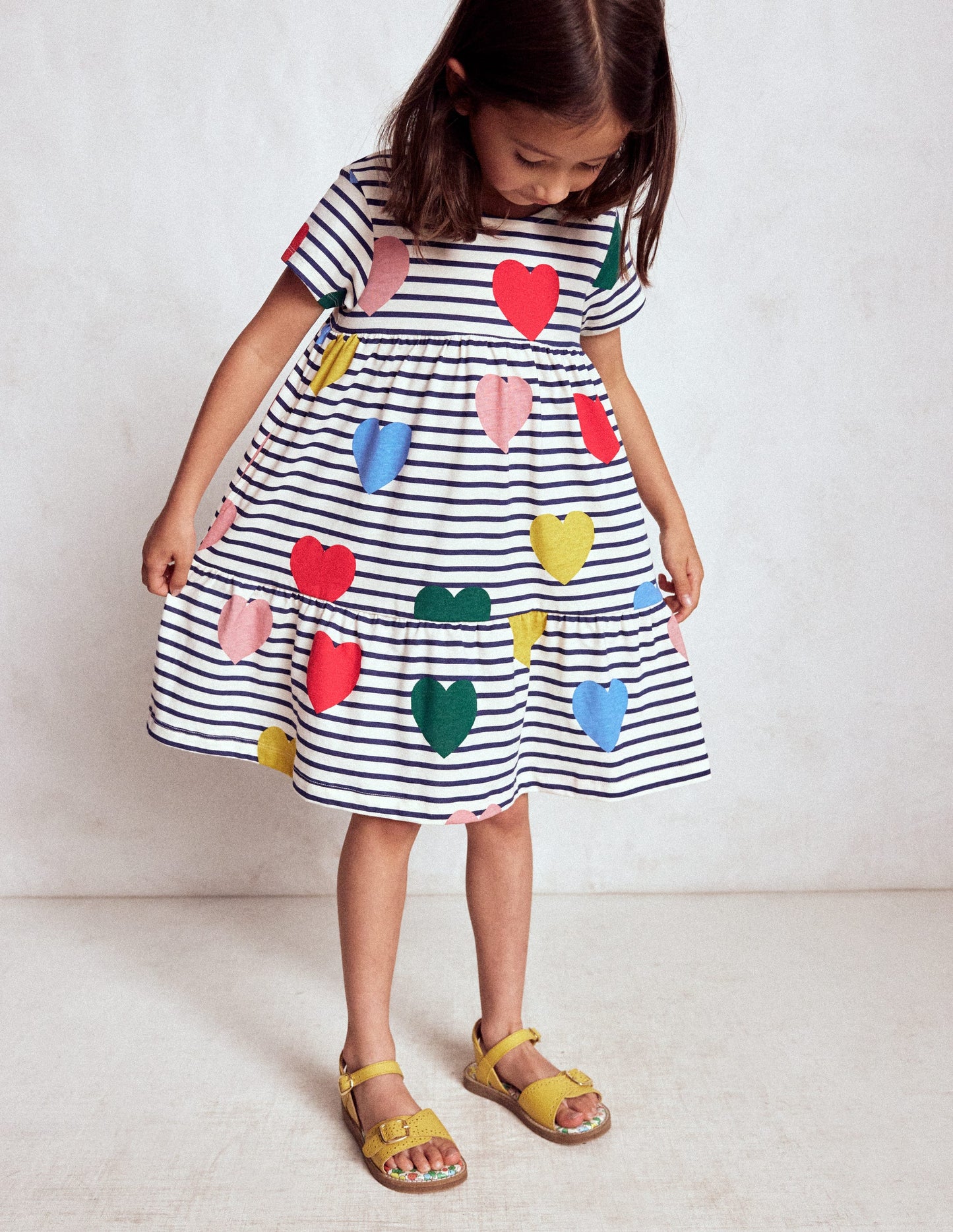 Ariel Jerseykleid zum Herumwirbeln-Bunt Herz Streifen