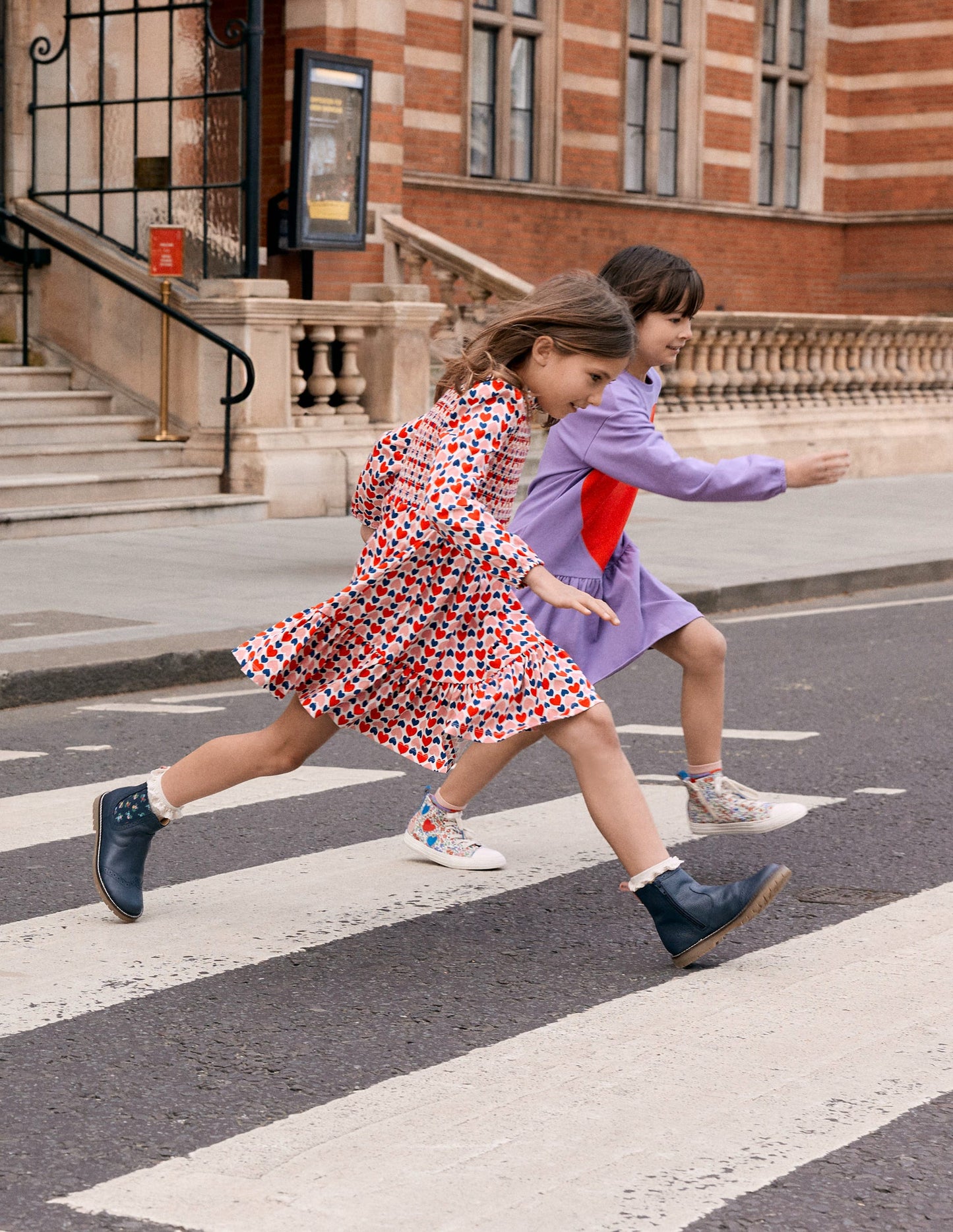 Aurora Langärmliges Kleid-Mohnblumenrot Geometrisches Herzmuster