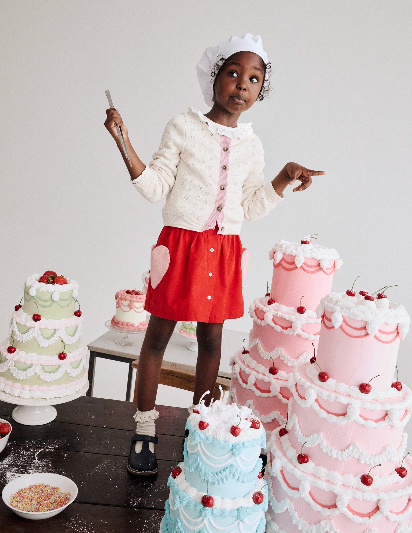 Strickjacke mit Muschelsaum für den Alltag-Sanftes Naturweiß