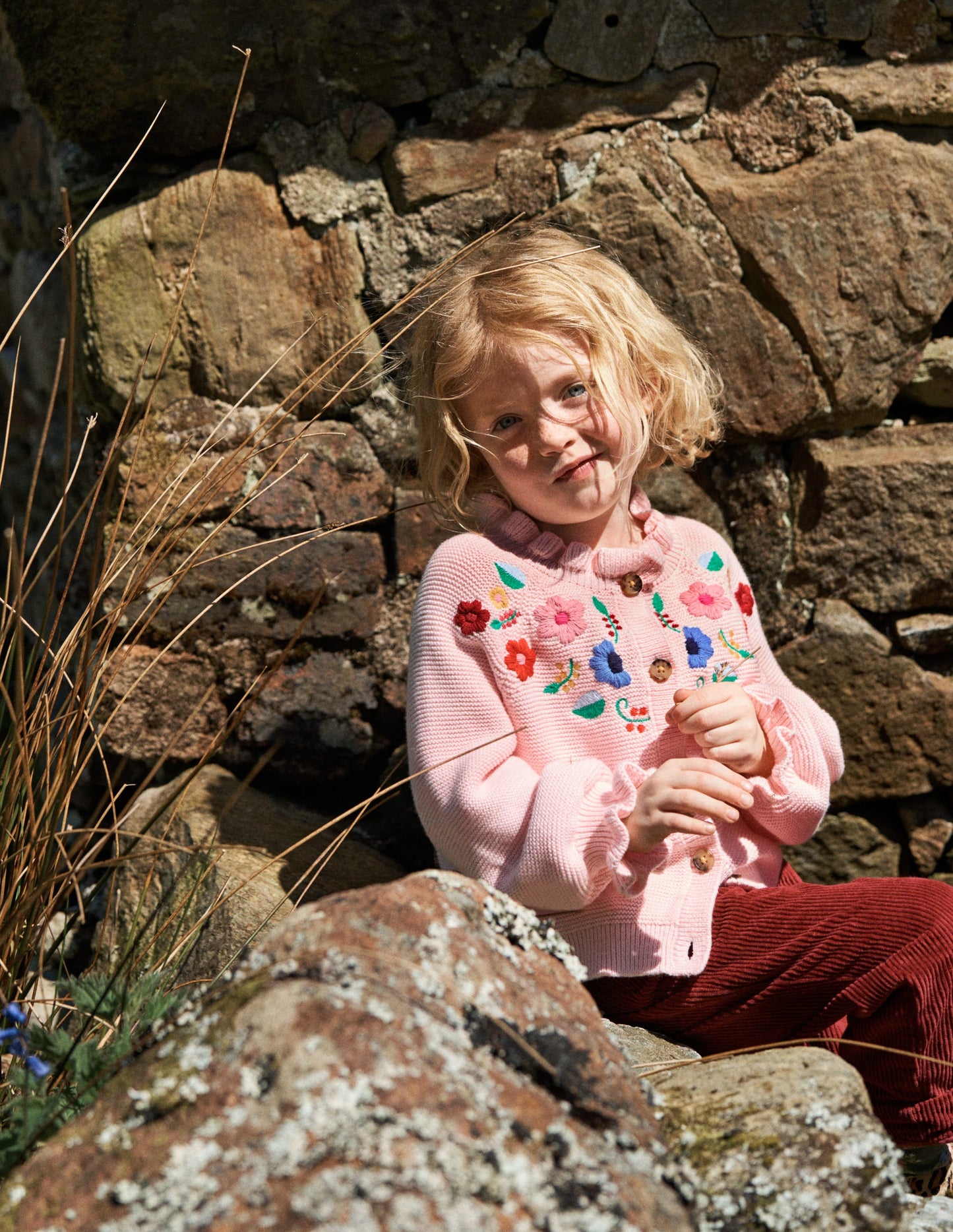 Joli gilet brodé-Rose craie