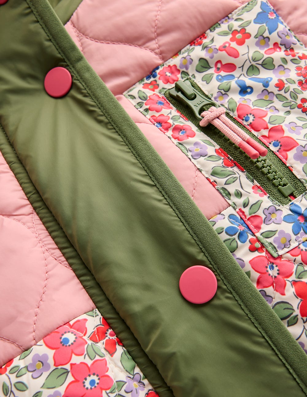 Manteau long cosy-Lit de fleurs rose