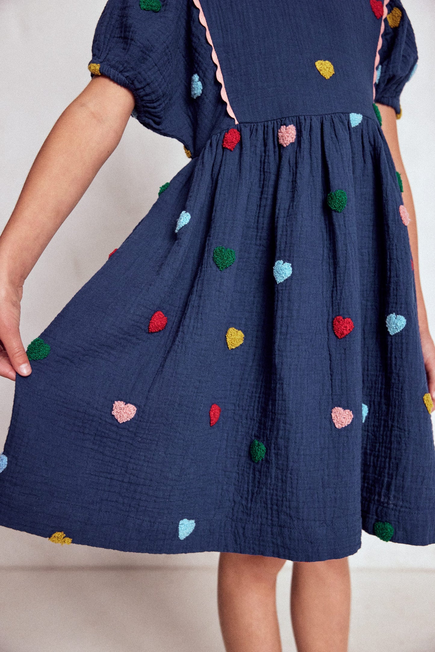 Doppeltuch-Kleid mit Puffärmeln-Steuerbordblau Herzen