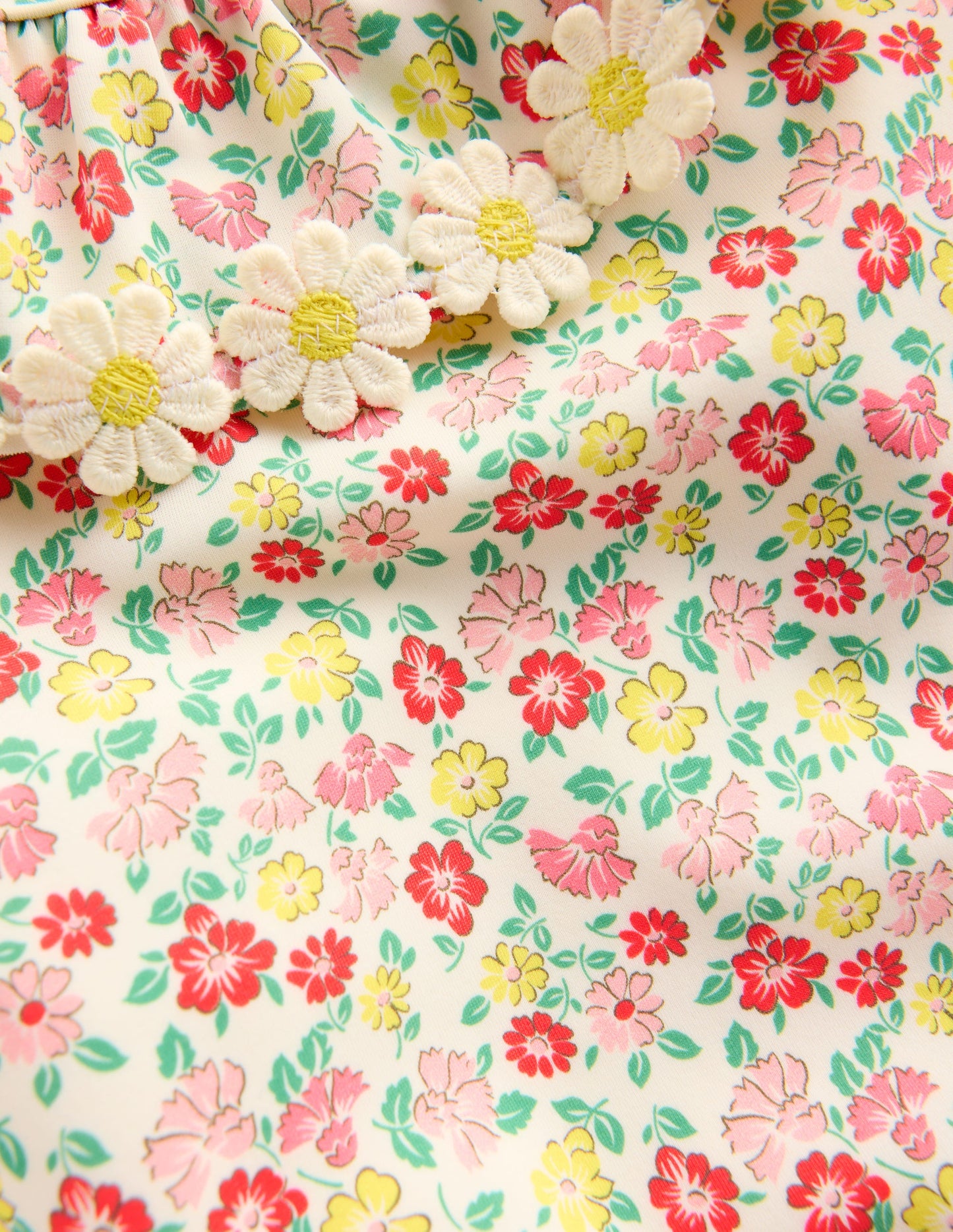 Lila Badeanzug mit einem Träger-Bunt Sommer Blumenbeet