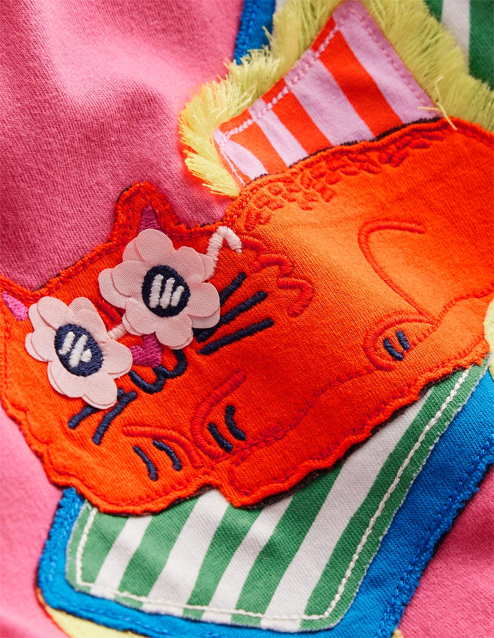 T-shirt manches courtes à appliqué-Chat rose pétale