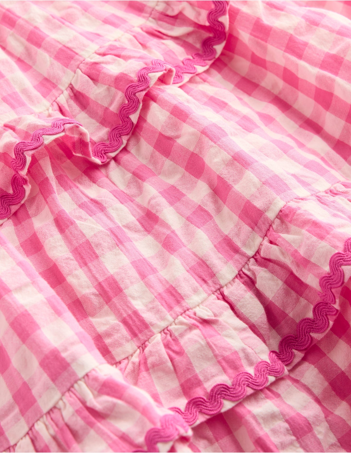 Odette Gewebtes Sommerkleid mit Stufendesign-Rosa Vichykaro Gänseblümchen
