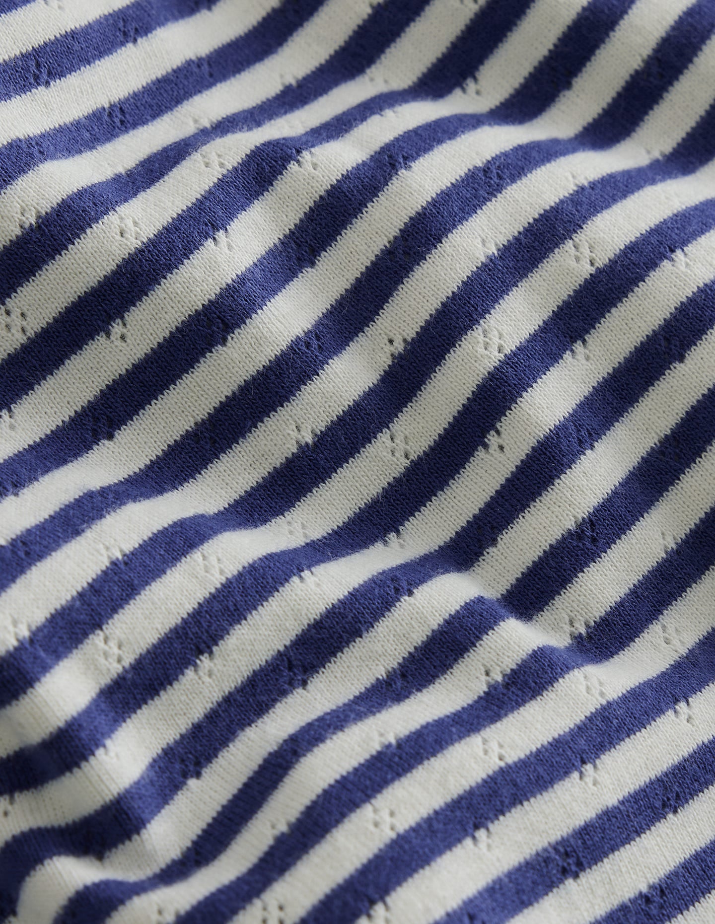 Kurzärmliges Pointelle-Oberteil-Sanftes Naturweiß/Steuerbordblau