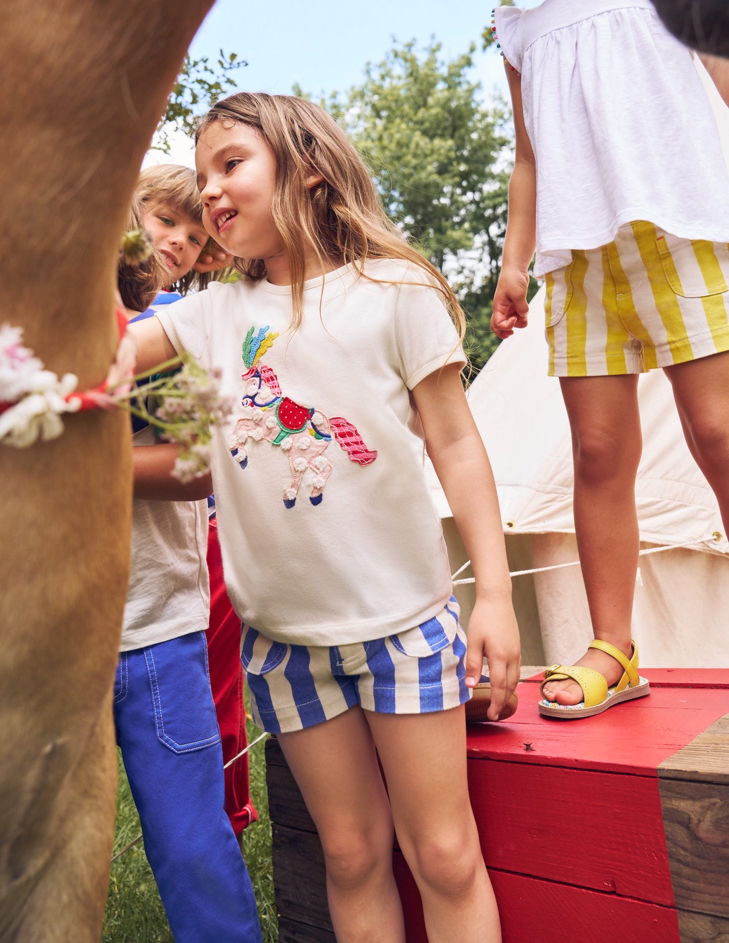 Shorts mit aufgesetzten Taschen-Orionblau/Naturweiß