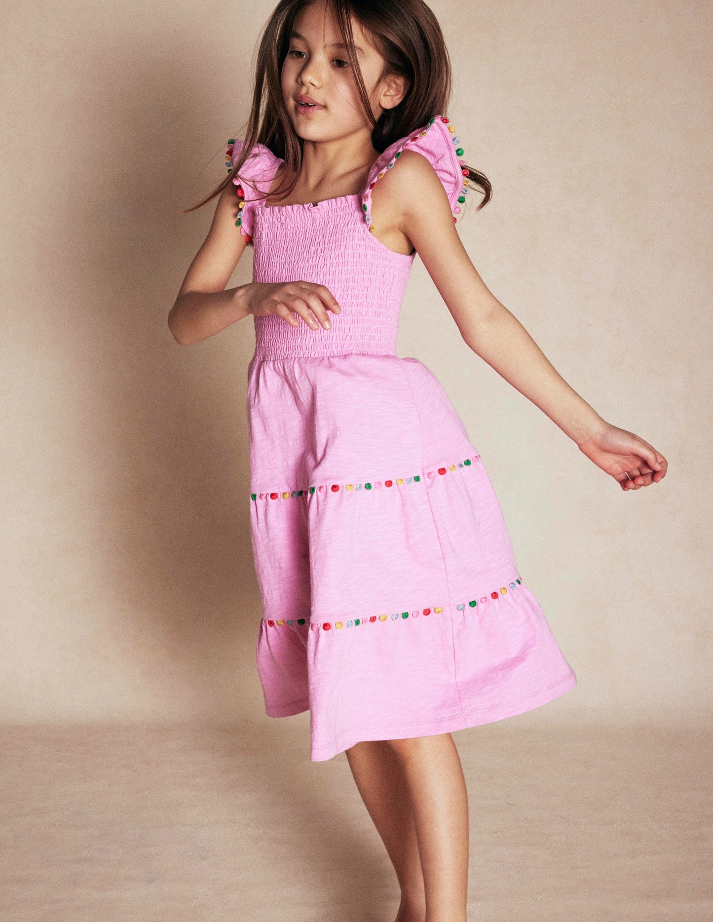 Addison Kleid mit Bommeln zum Herumwirbeln-Blasspink