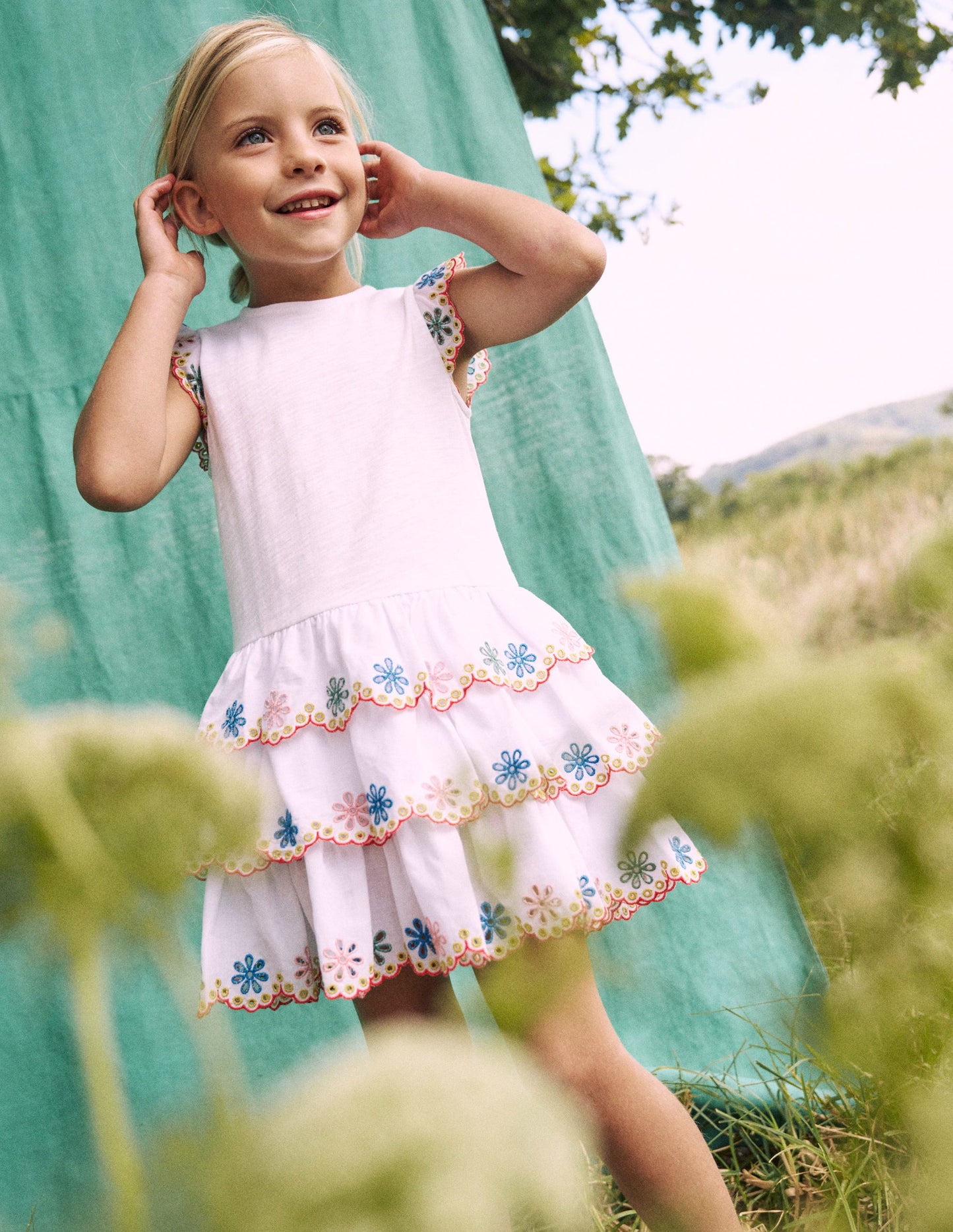 Jerseykleid mit Lochstickerei-Weiß Regenbogen