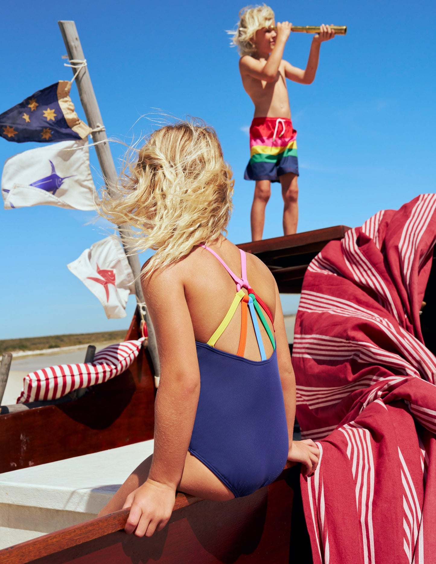 Selena Badeanzug mit Regenbogen-Trägern-Anemone